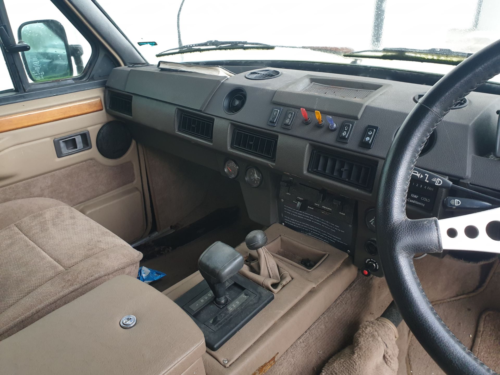 Range Rover Carmicheal 6 Wheel Conversion - Image 13 of 18