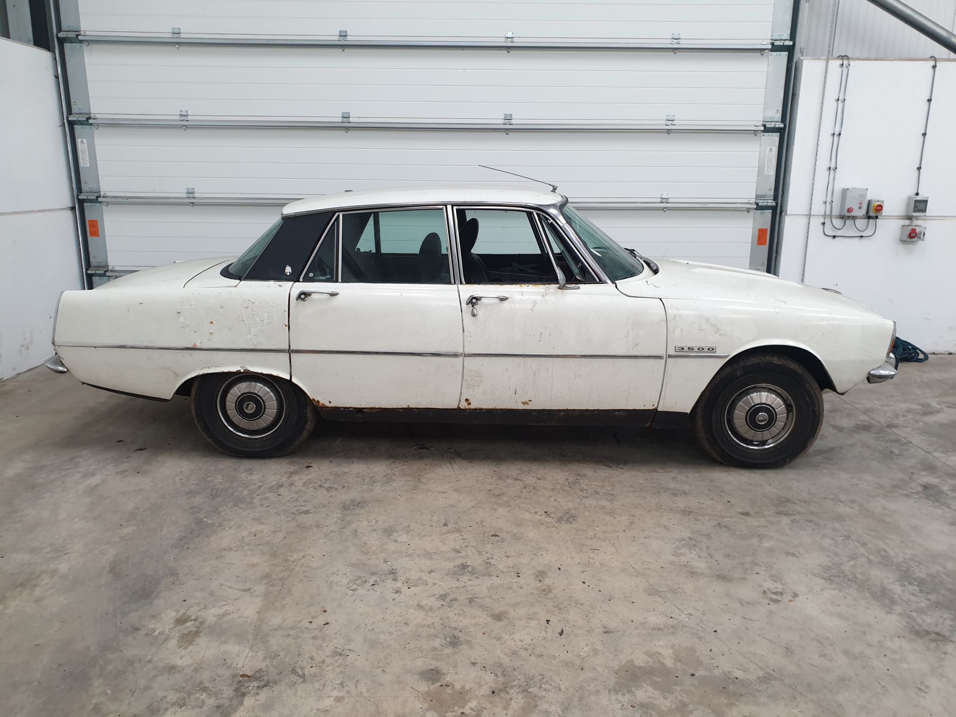 Rover 3500 - Image 2 of 13