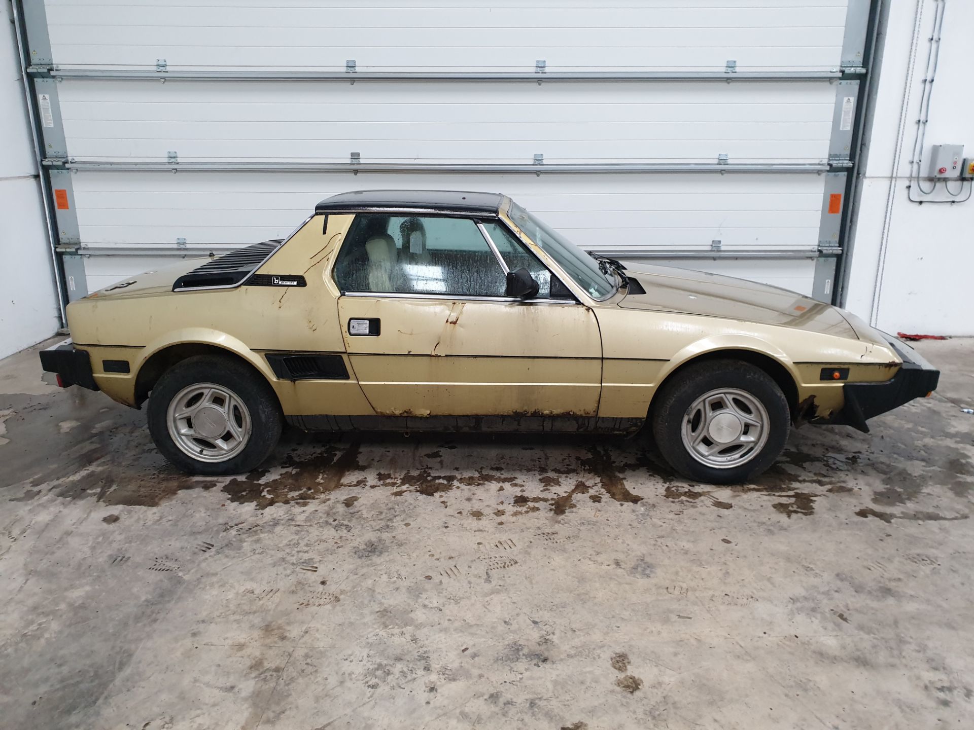 Fiat X-19 - Image 2 of 12