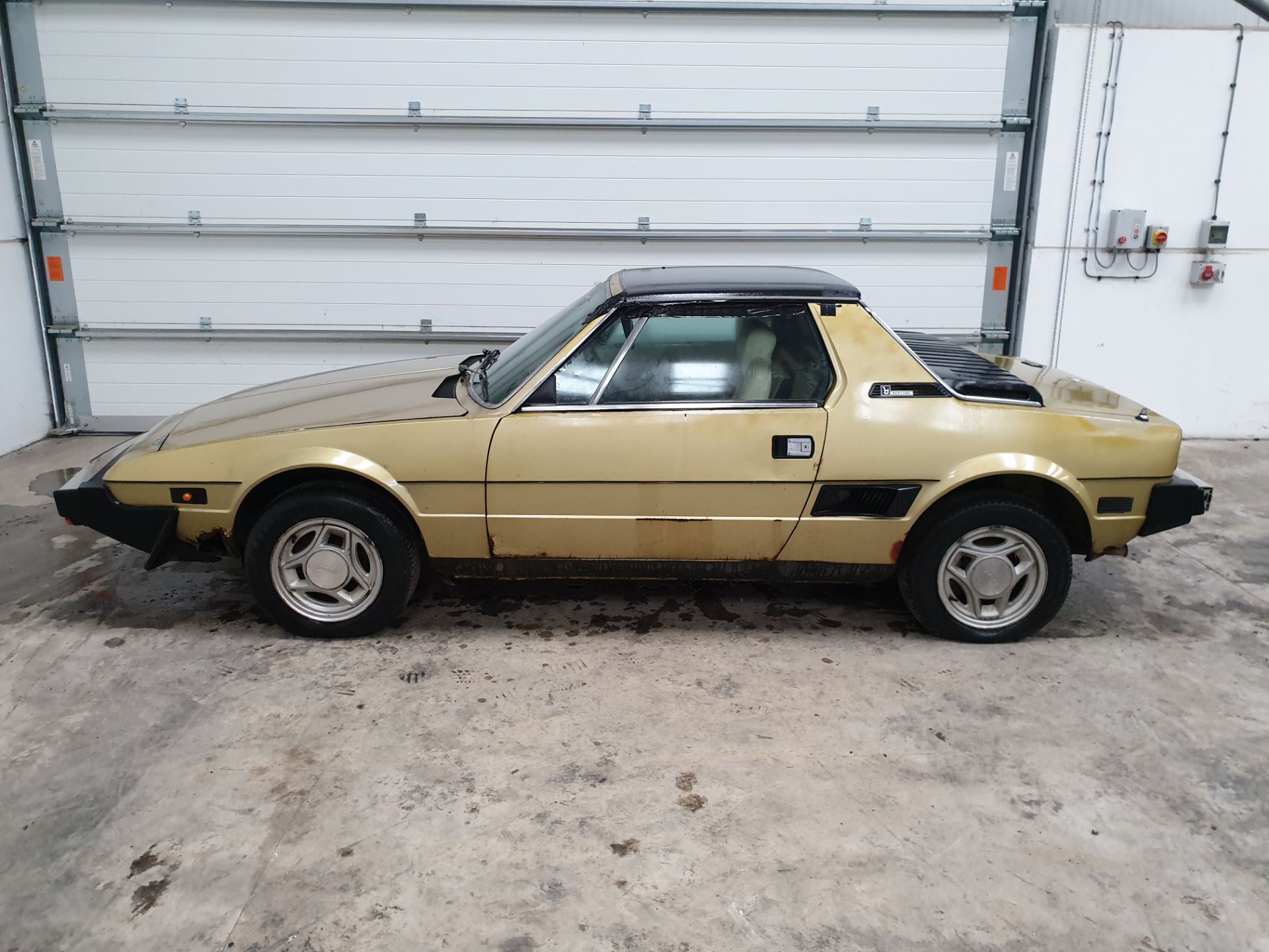 Fiat X-19 - Image 6 of 12