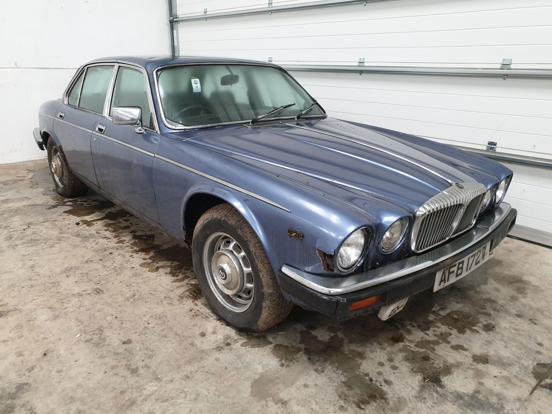 Daimler Double Six Vanden Plas