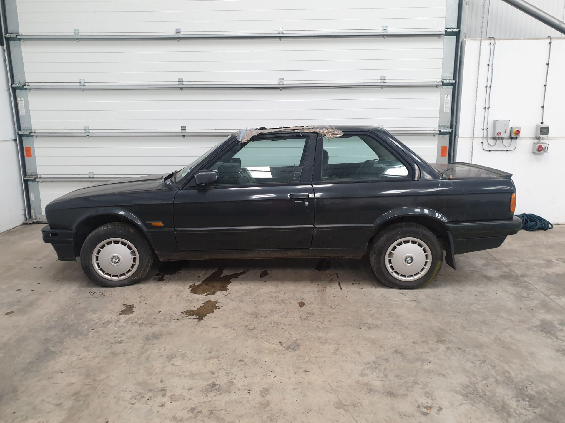 BMW 318 - Image 6 of 14