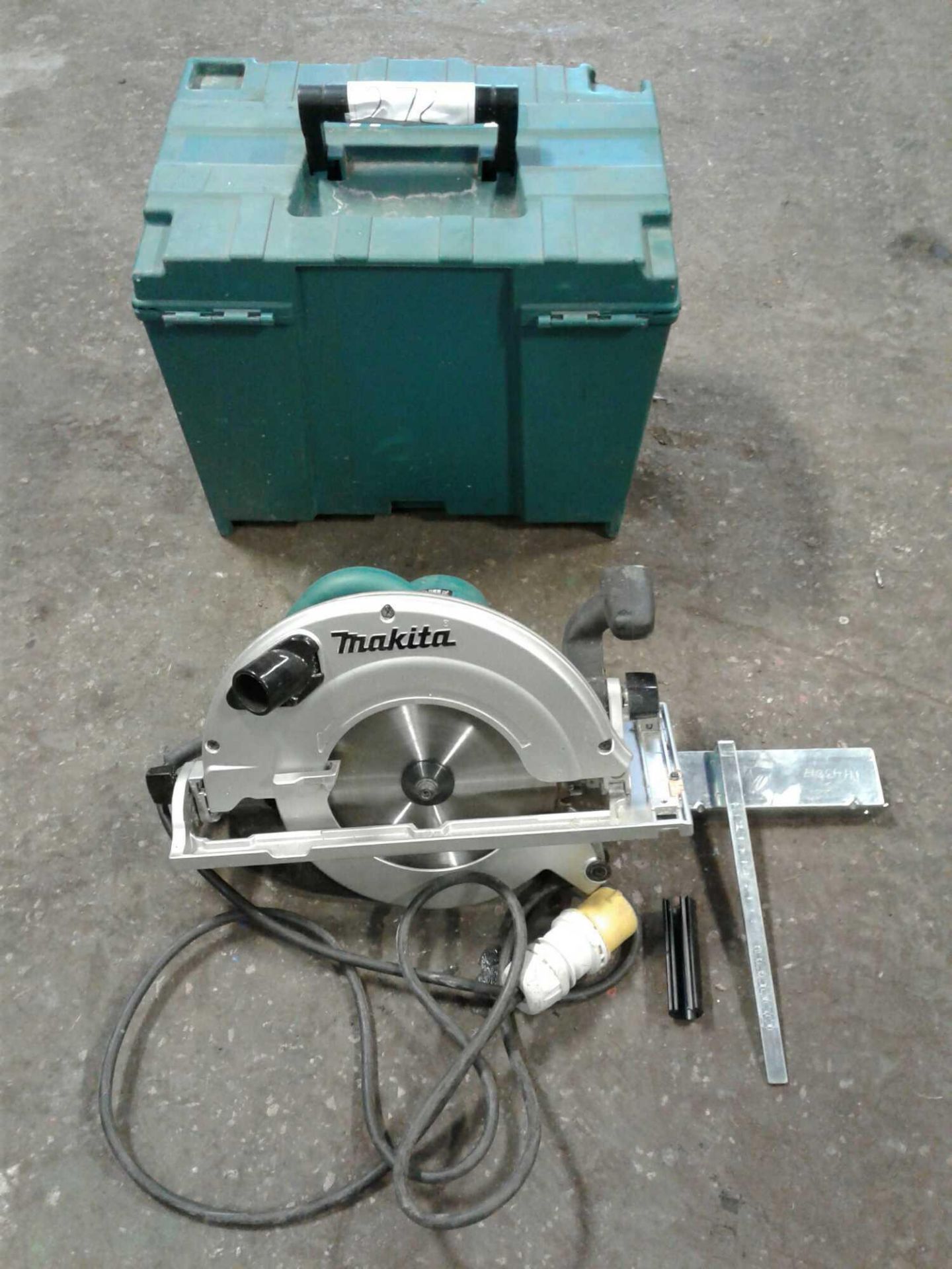 Makita circular saw 110 V