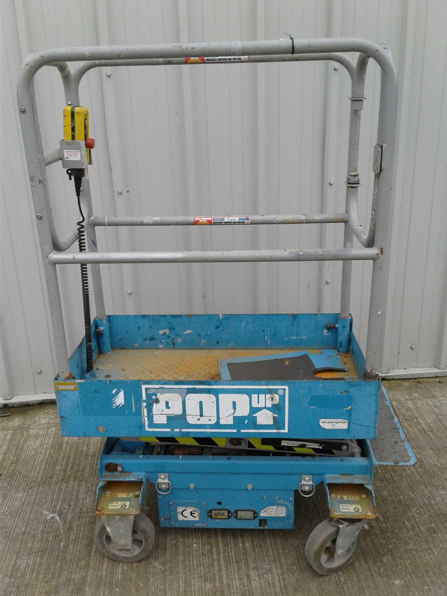 Pop-up access platform 110 V - Image 3 of 3