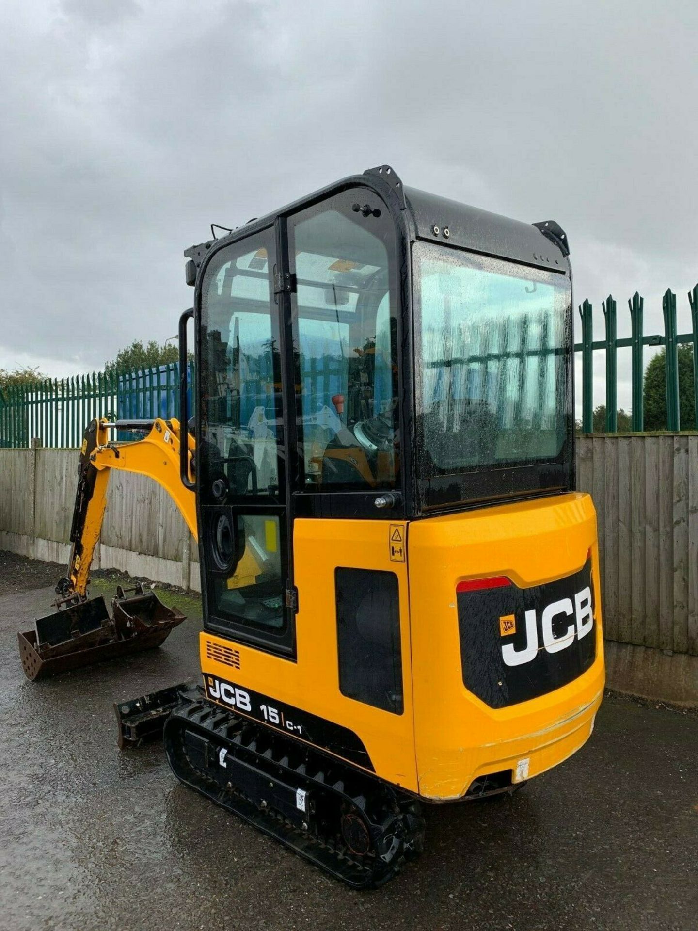 JCB 15C-1 Cabbed Excavator / Digger - Image 5 of 11