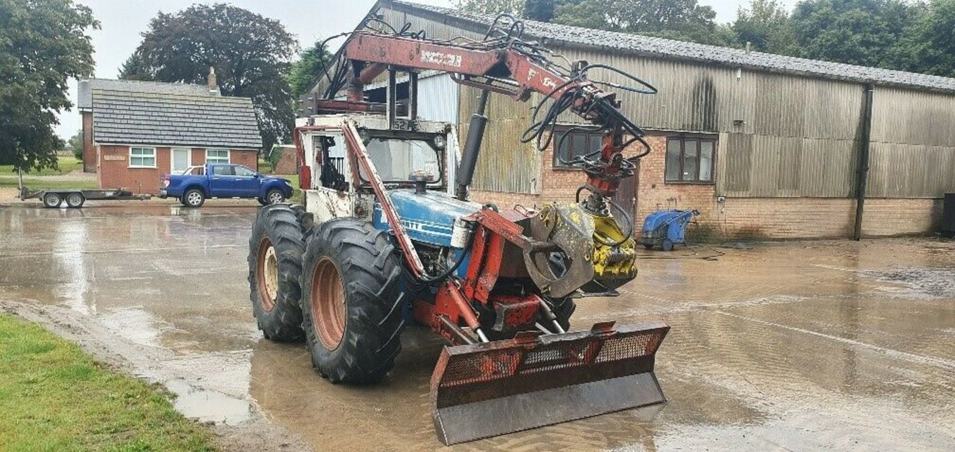 Ford County 1164 Forestry Tractor With Crane - Image 3 of 9