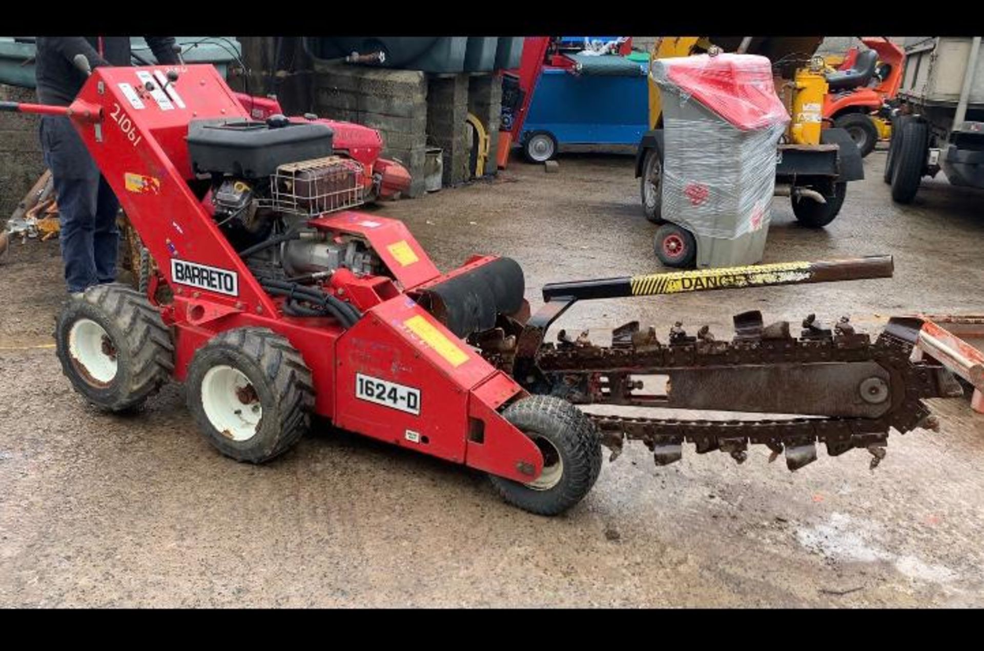 Barreto Petrol Trencher - Image 2 of 2