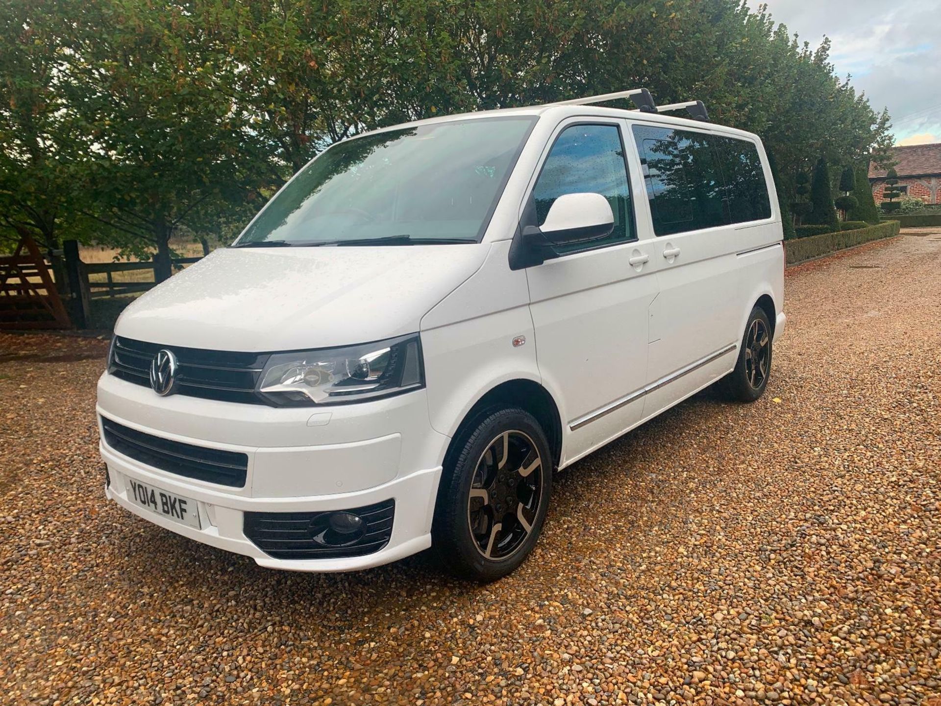 Volkswagen Caravelle SPORTLINE 7 seats - Image 4 of 13