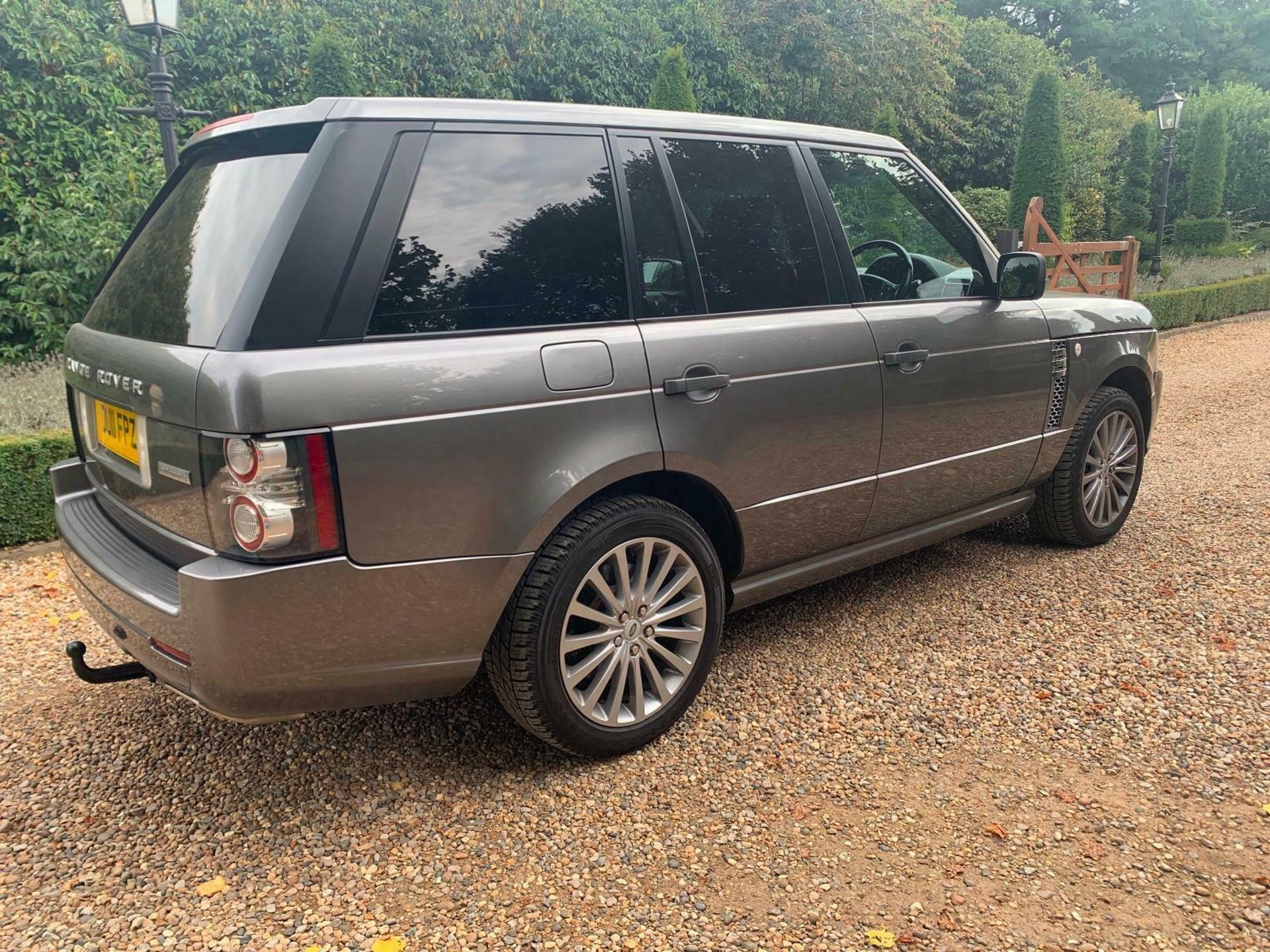 Land Rover Range Rover 4.4TD V8 auto 2011MY Autobiography - Image 7 of 11