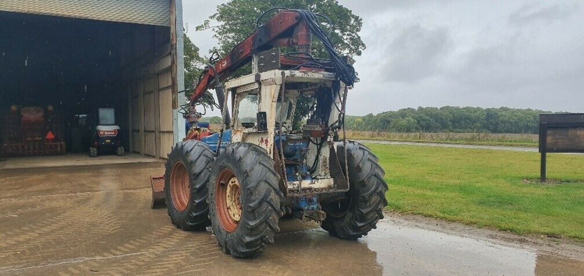 Ford County 1164 Forestry Tractor With Crane - Image 5 of 9