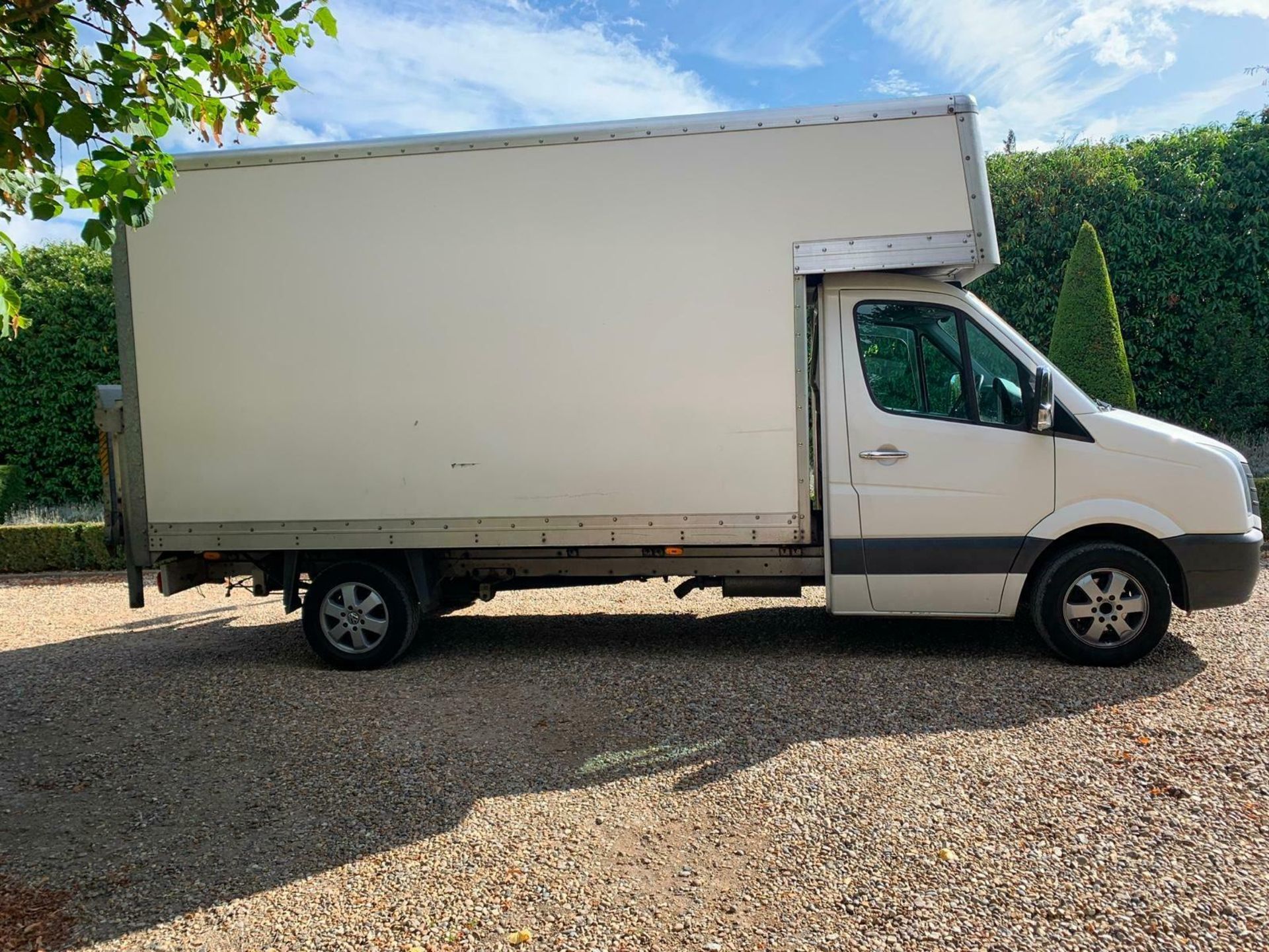 Volkswagen Crafter 2.0TDi ( 109PS ) CR35 MWBElectric Tail Lift