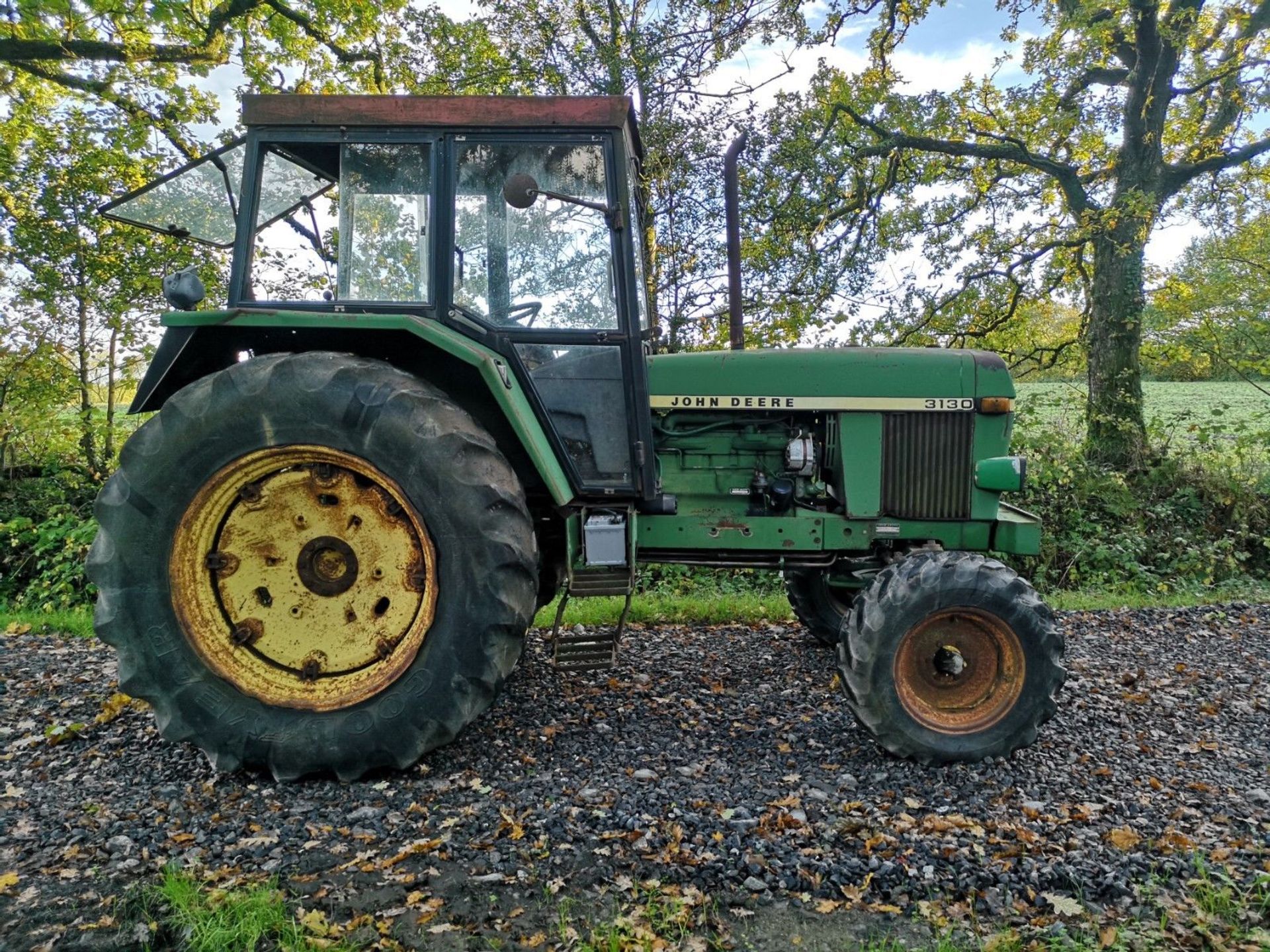 John Deere 3130 Tractor - Image 3 of 12