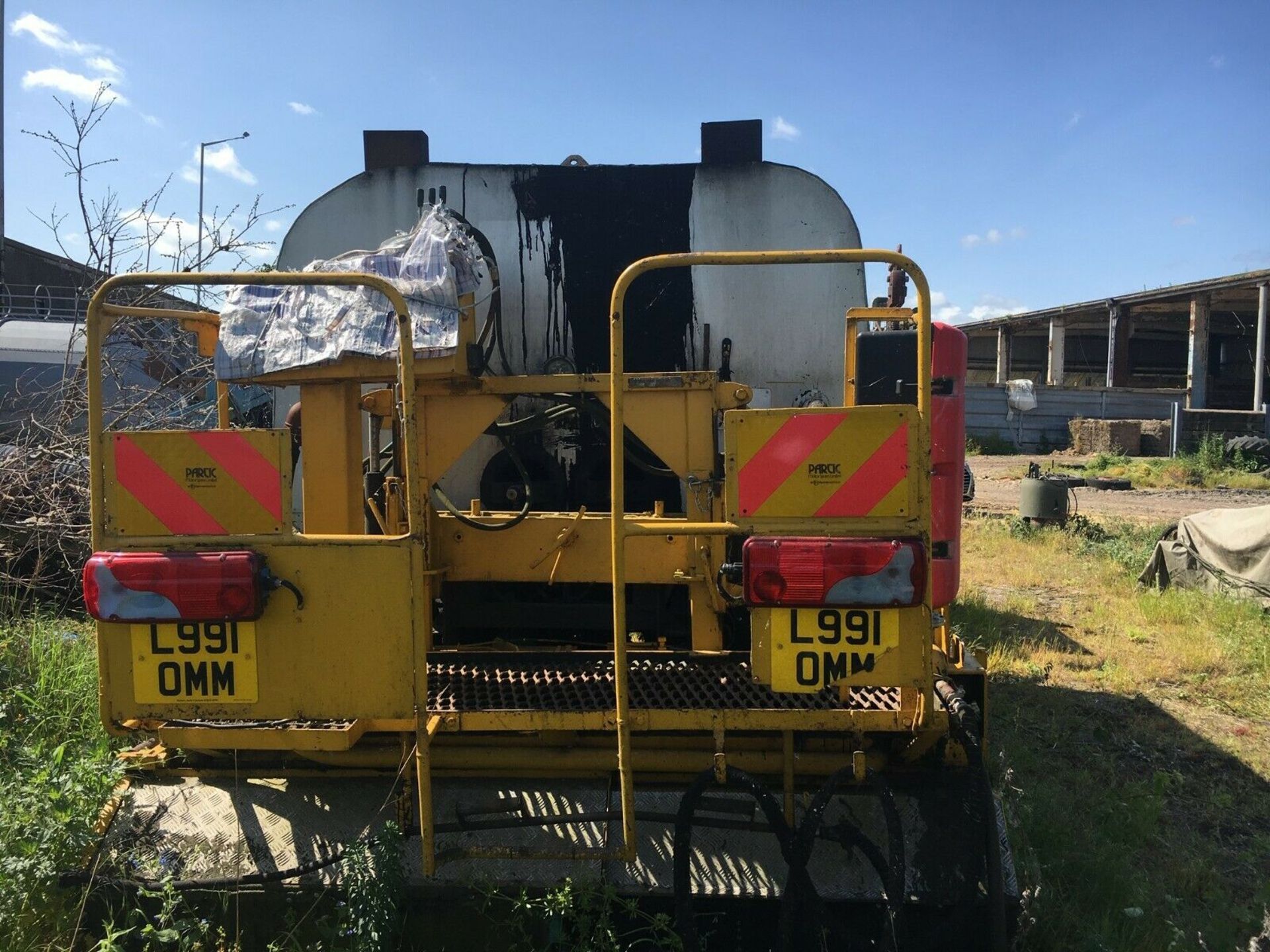 Leyland DAF 60 180 TURBO Commercial Tar Sprayer - Image 4 of 4