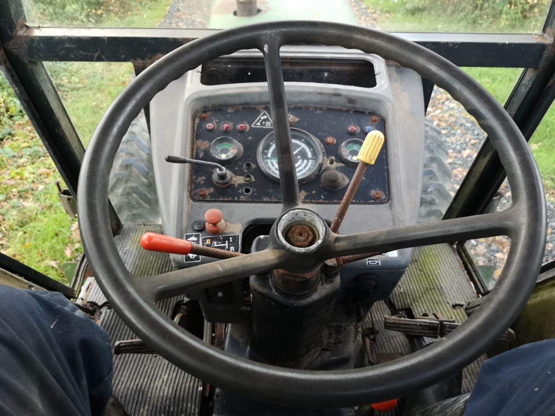 John Deere 3130 Tractor - Image 11 of 12