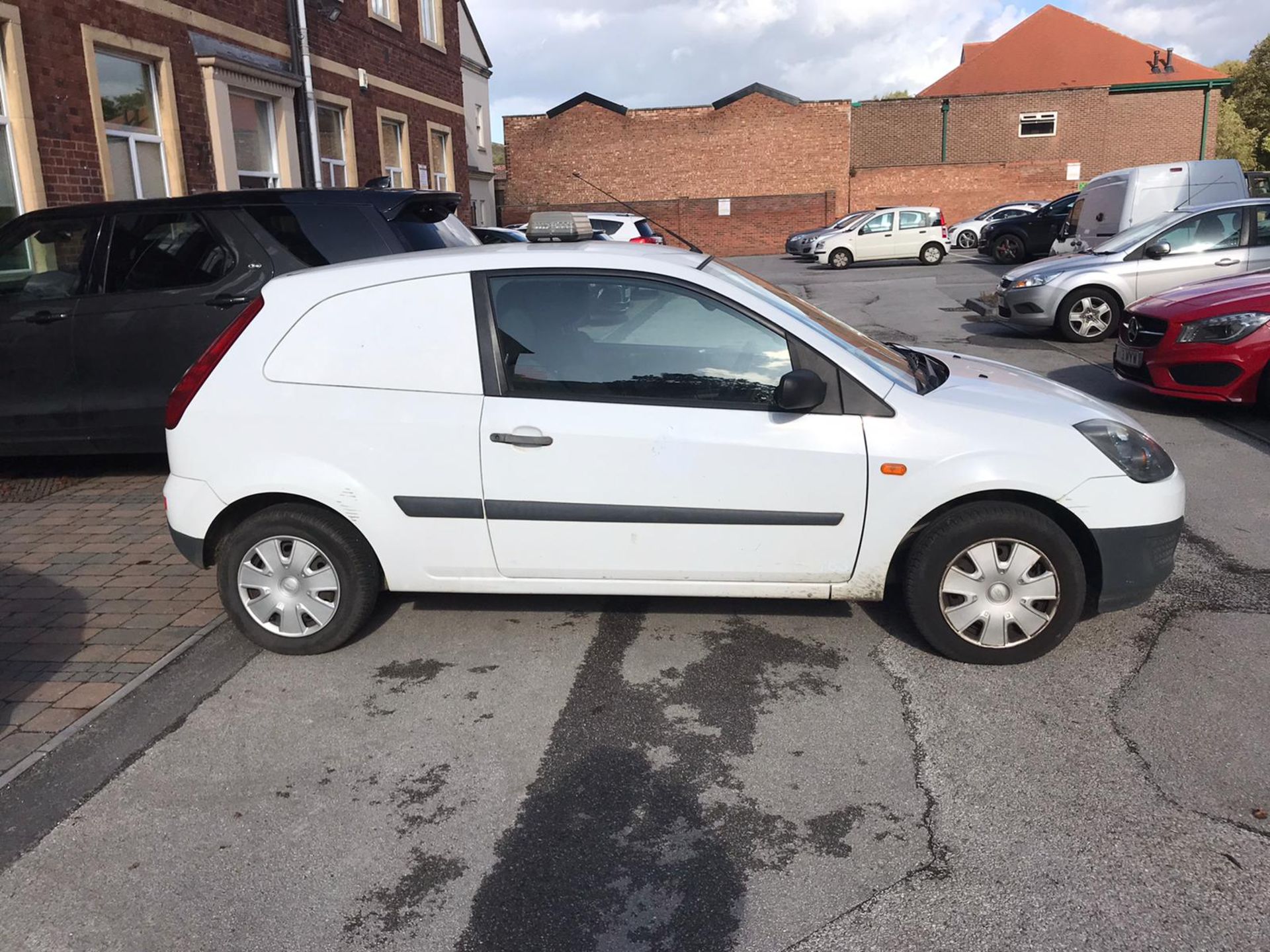 Ford Fiesta 1.4 TDCI Car Derived Van DIRECT FROM LOCAL COUNCIL - Image 9 of 26