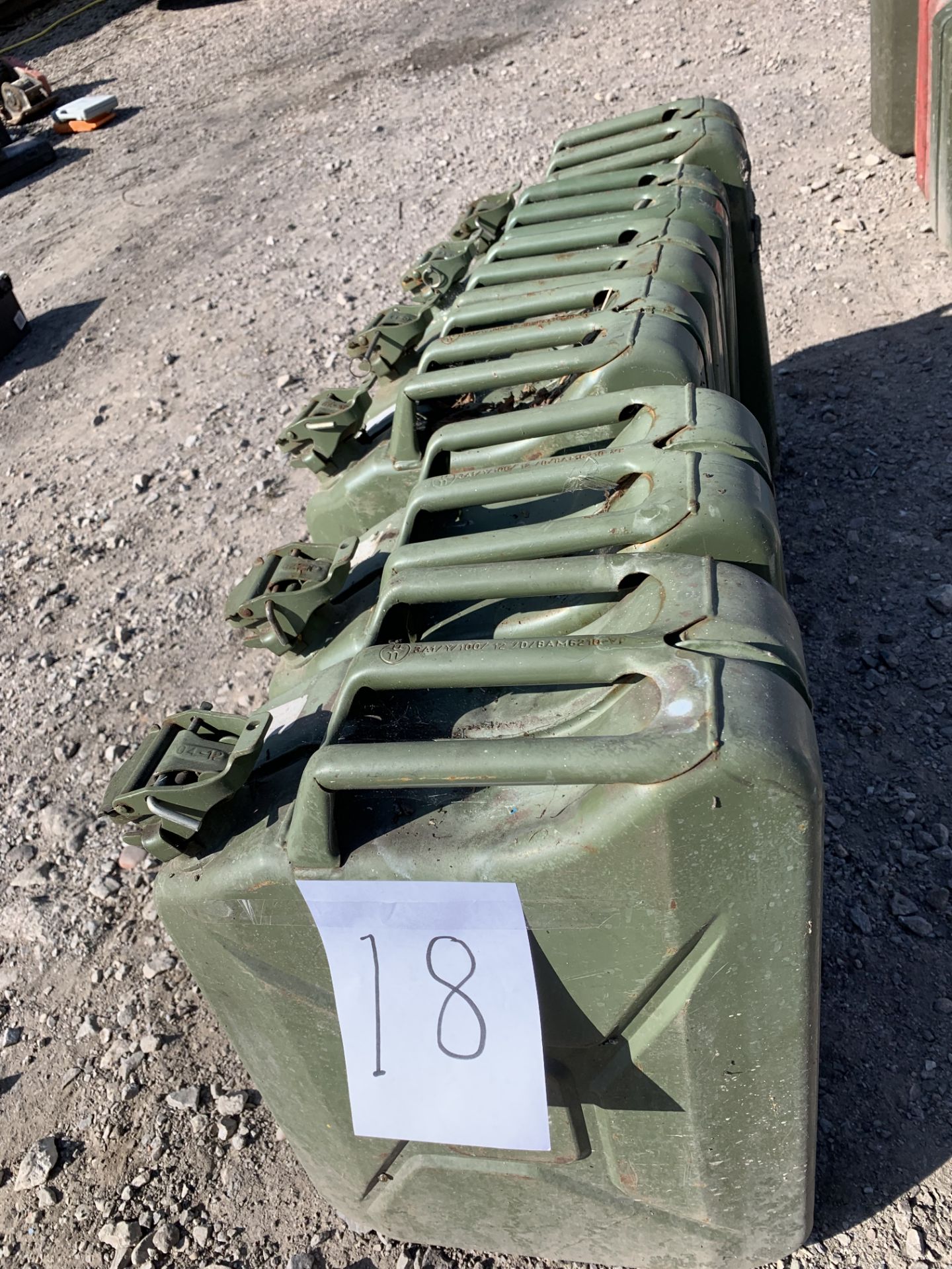 6 Clarke 20L Jerry Cans