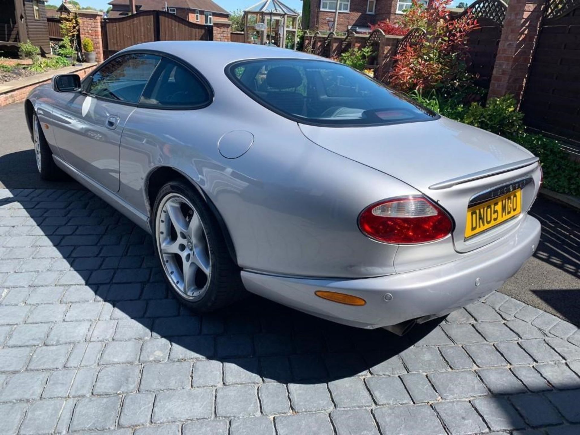 Jaguar XK8 4.2 (2005) - Image 3 of 11