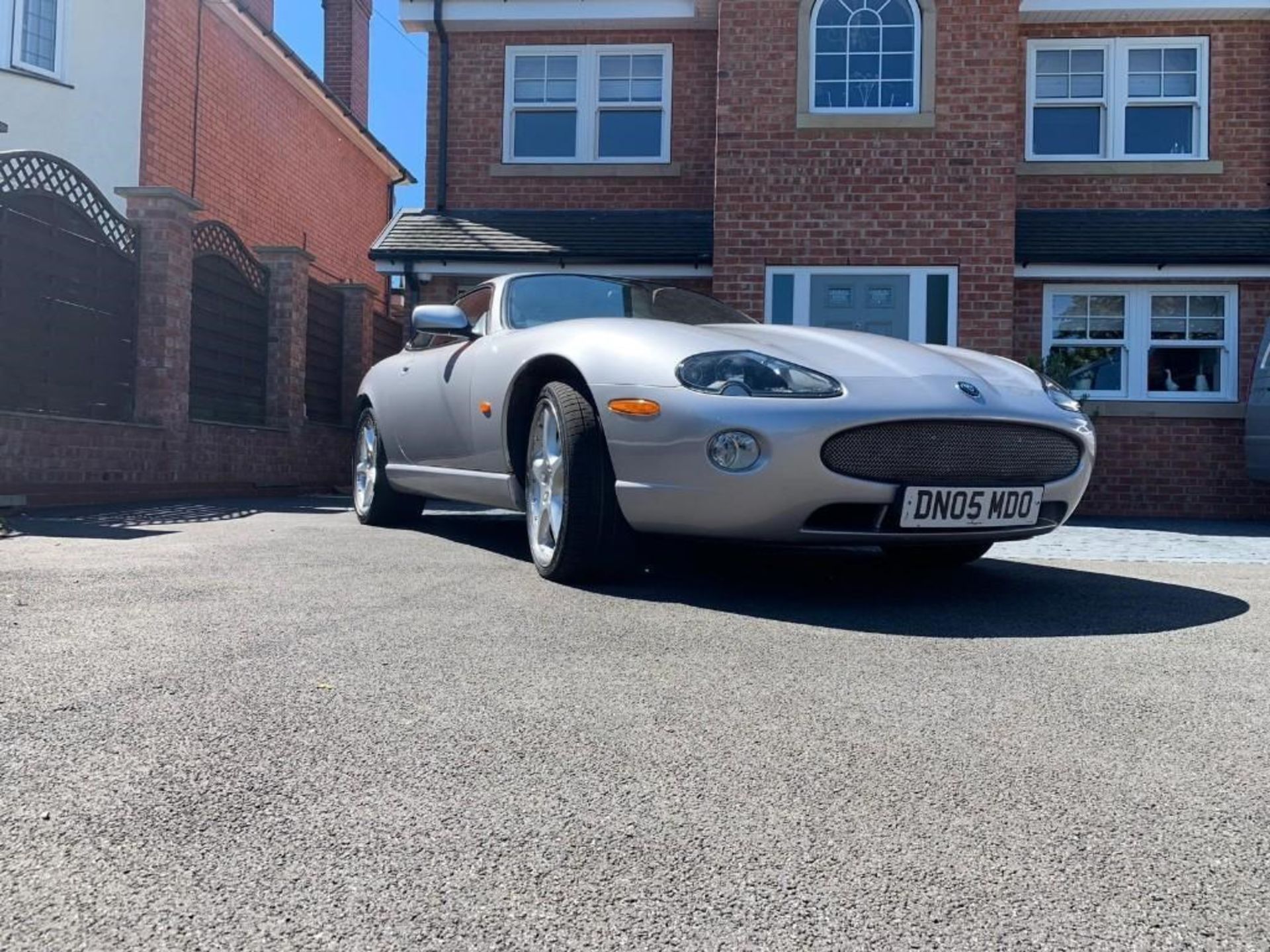 Jaguar XK8 4.2 (2005) - Image 4 of 11