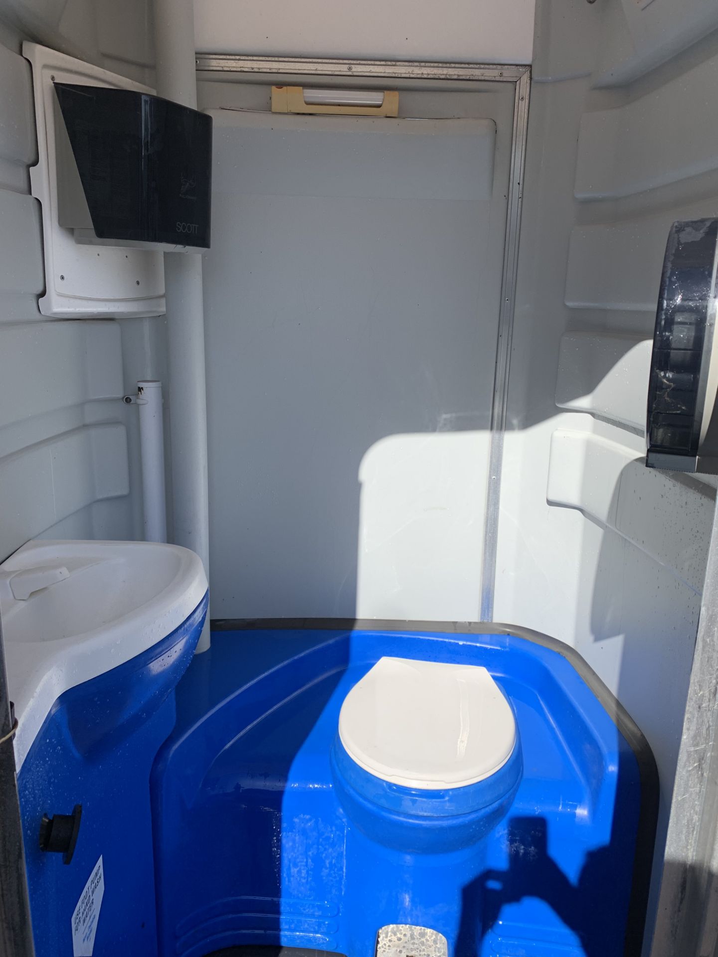 Poly John Plastic Porta Toilet (including Fresh Water Tanks) - Image 3 of 3