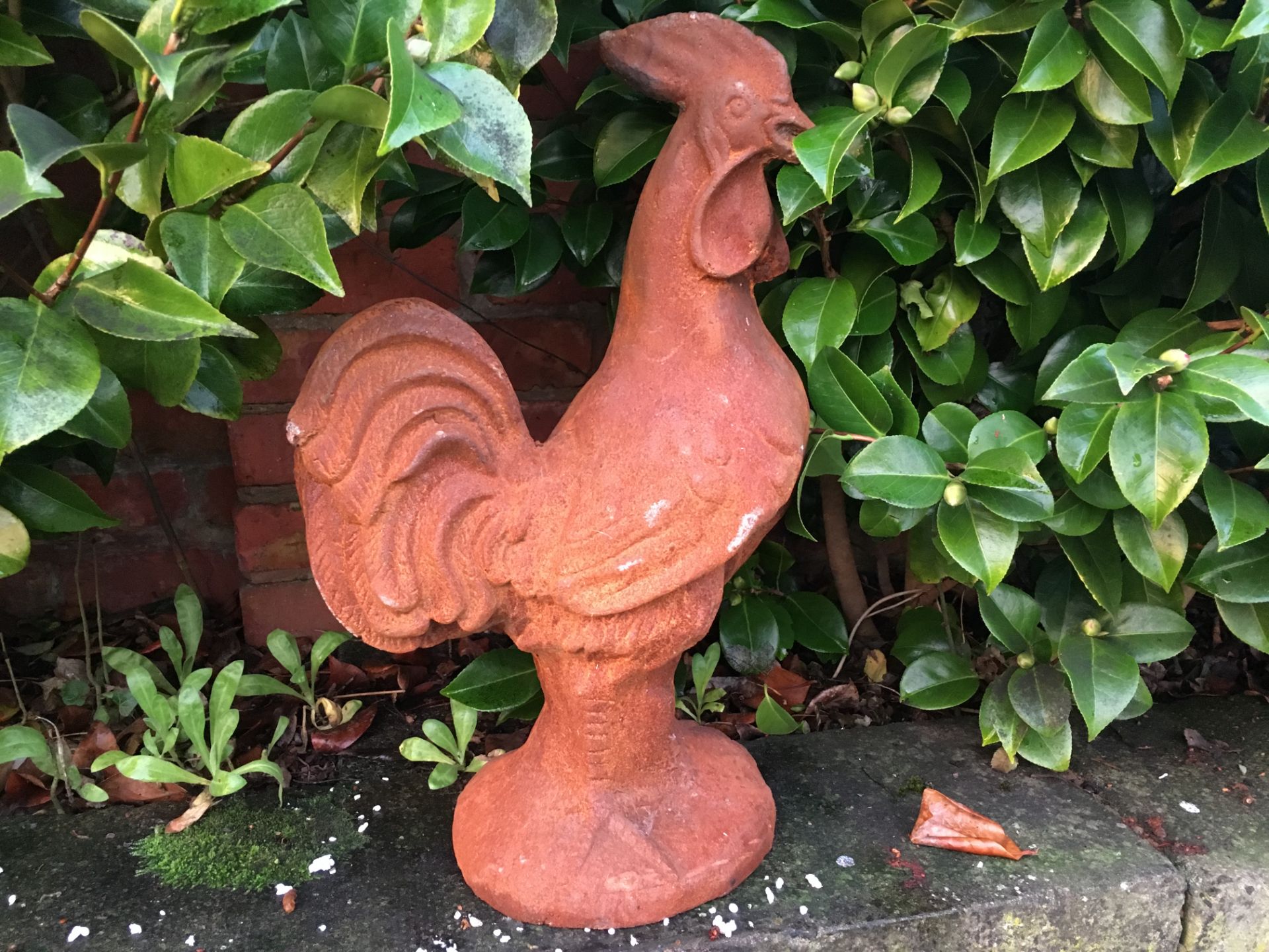 HEAVY RUSTY CAST IRON COCKEREL