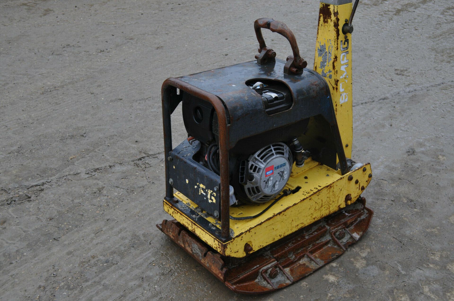 Bomag BPR 30/38 D-3 Reversible Vibratory Plate