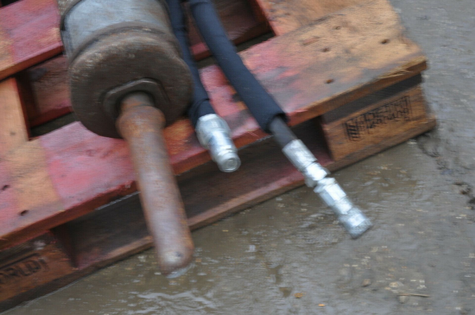 Montabert SC12 Hydraulic Hammer Breaker - Image 3 of 7