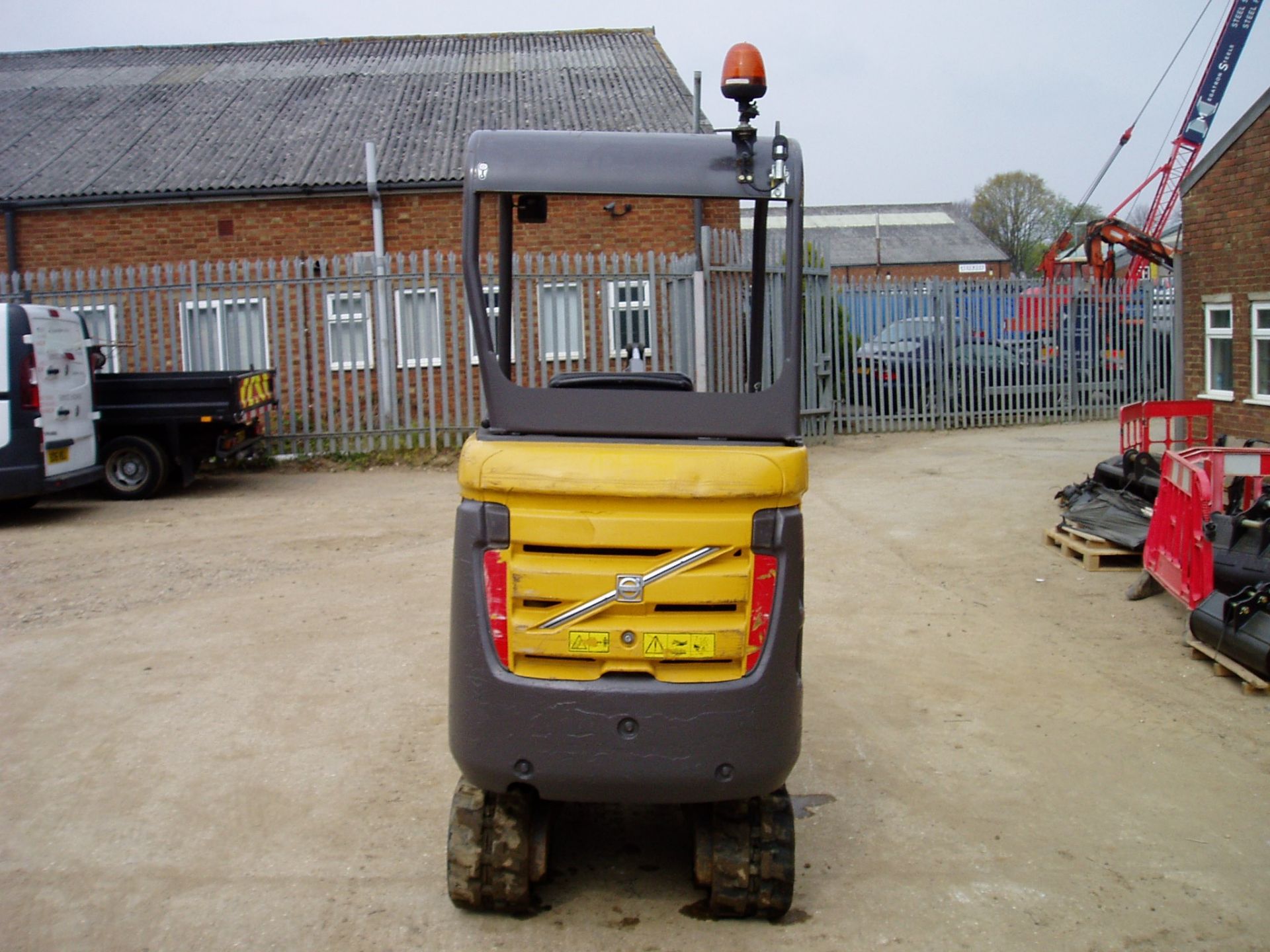 Volvo EC15C 1540Kgs Mini Excavator - Image 7 of 19