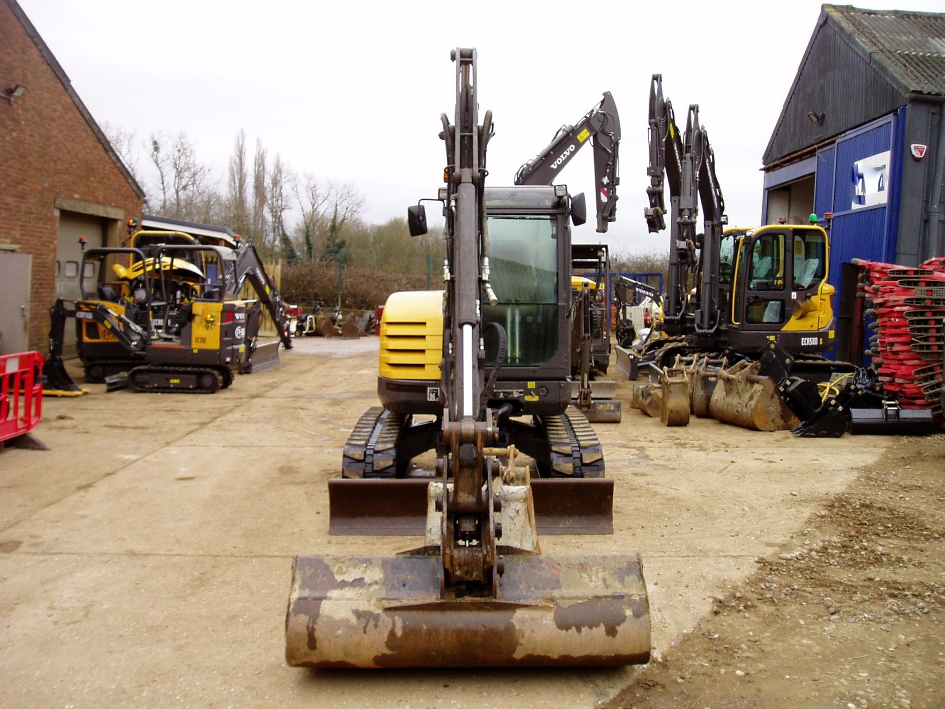 Volvo ECR48C 4850Kgs Reduced Tail Swing Midi Excavator - Image 8 of 22