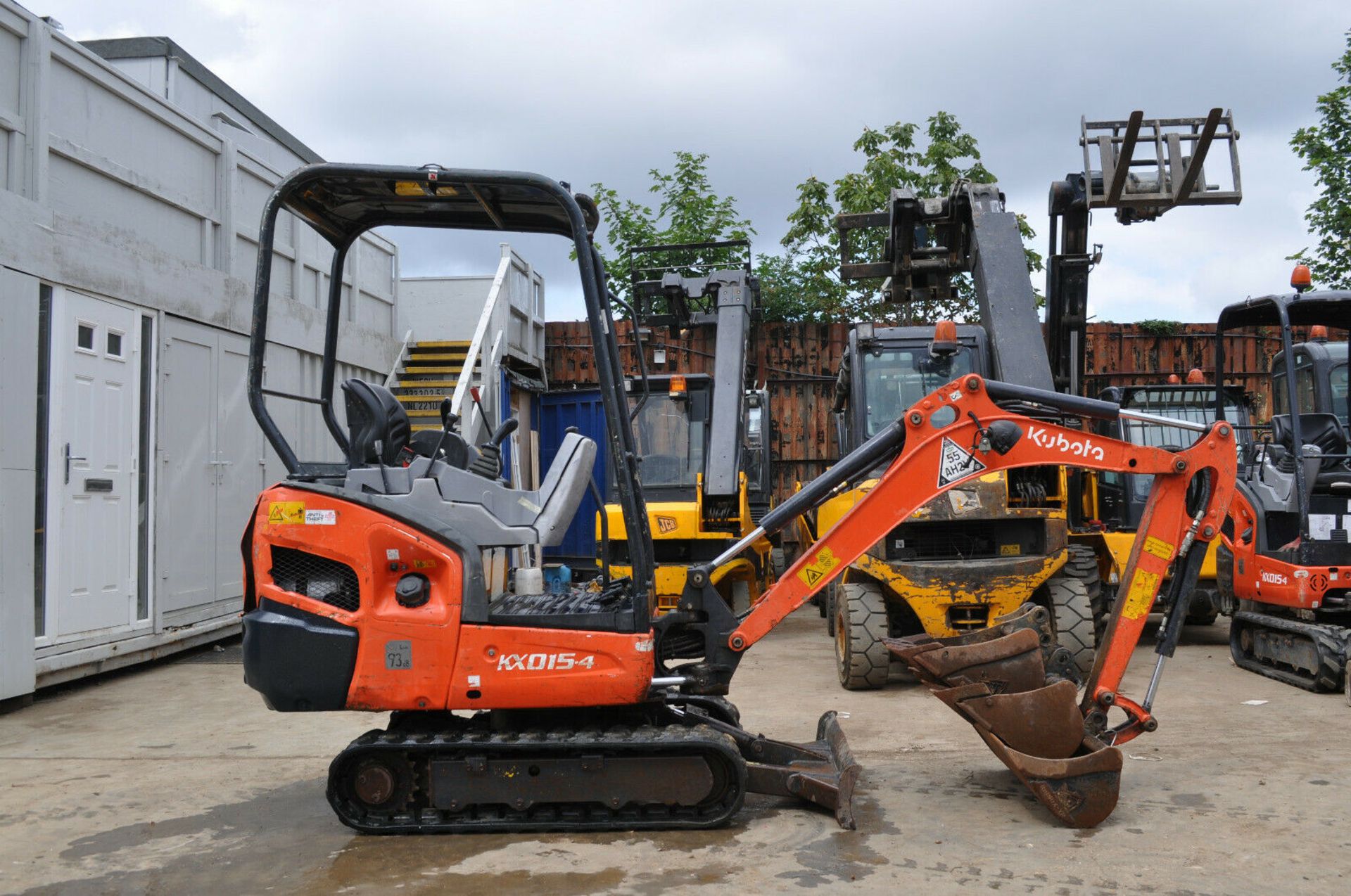 Kubota KX015-4 Mini Digger