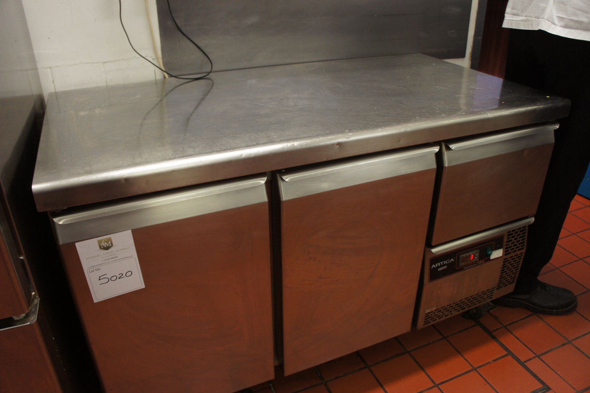 Wheeled Metal Food Chiller