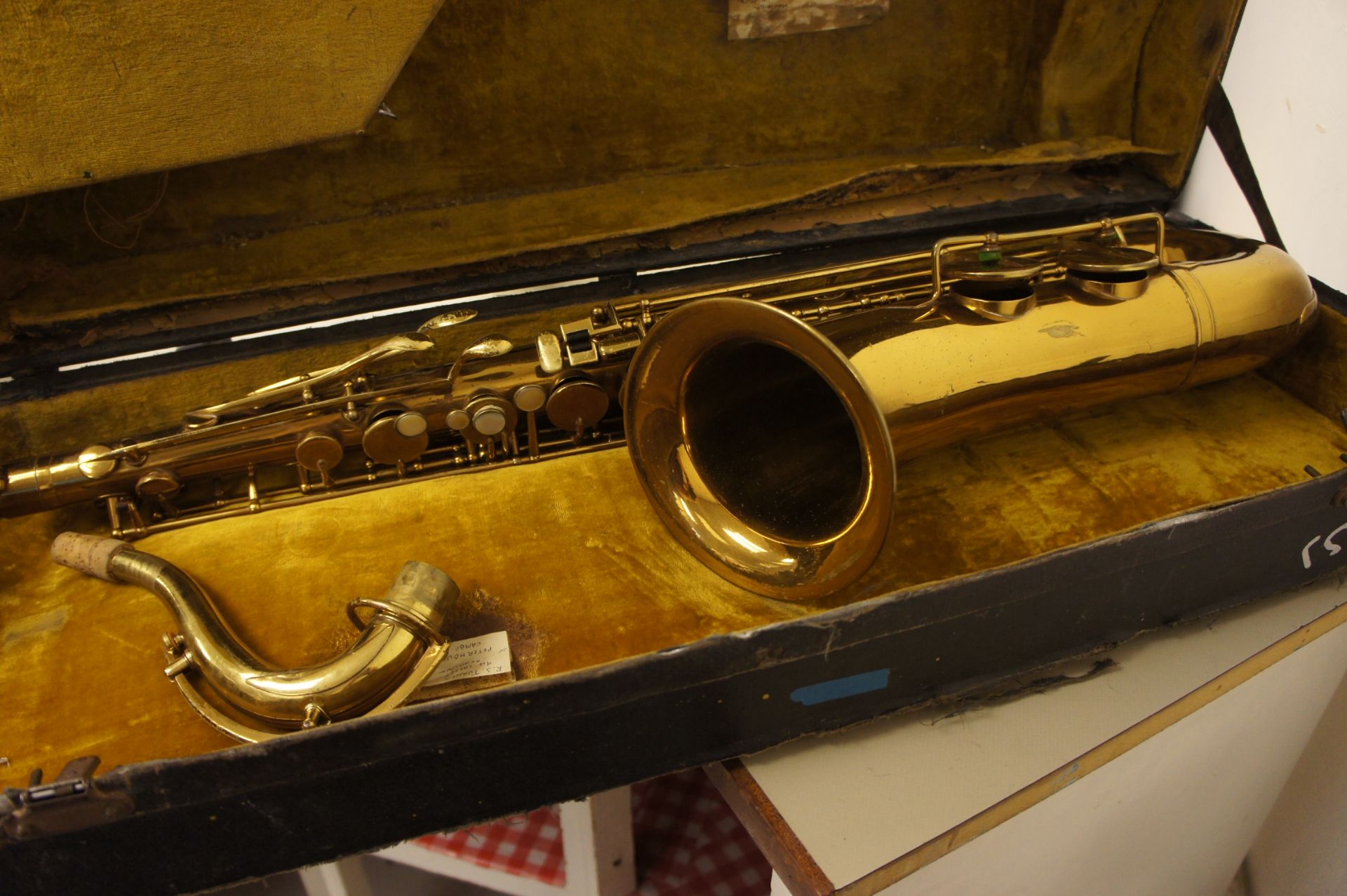 Tenor Saxophone in carry case - Image 2 of 3