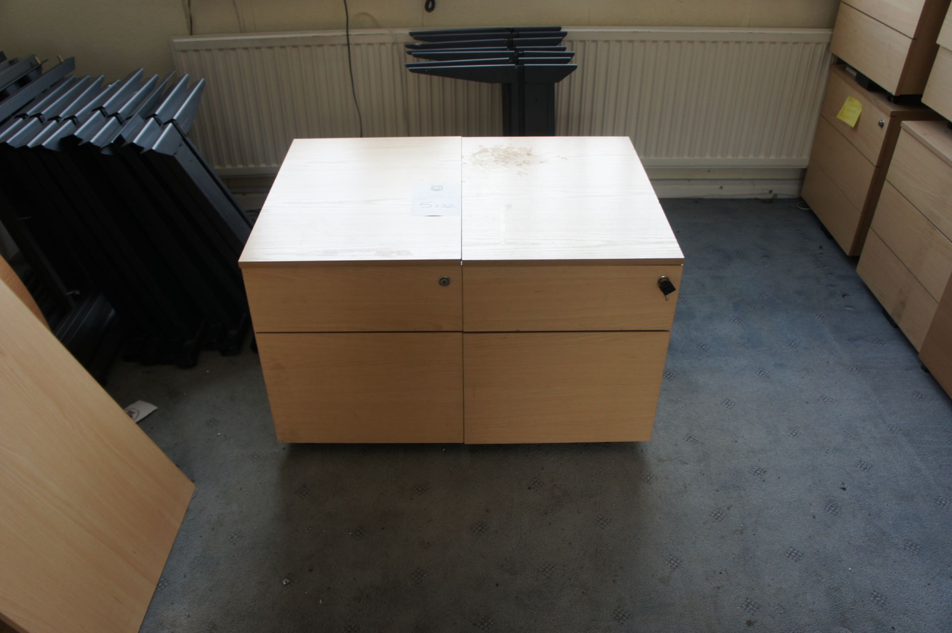 x2 two drawer pedestals - Image 2 of 3