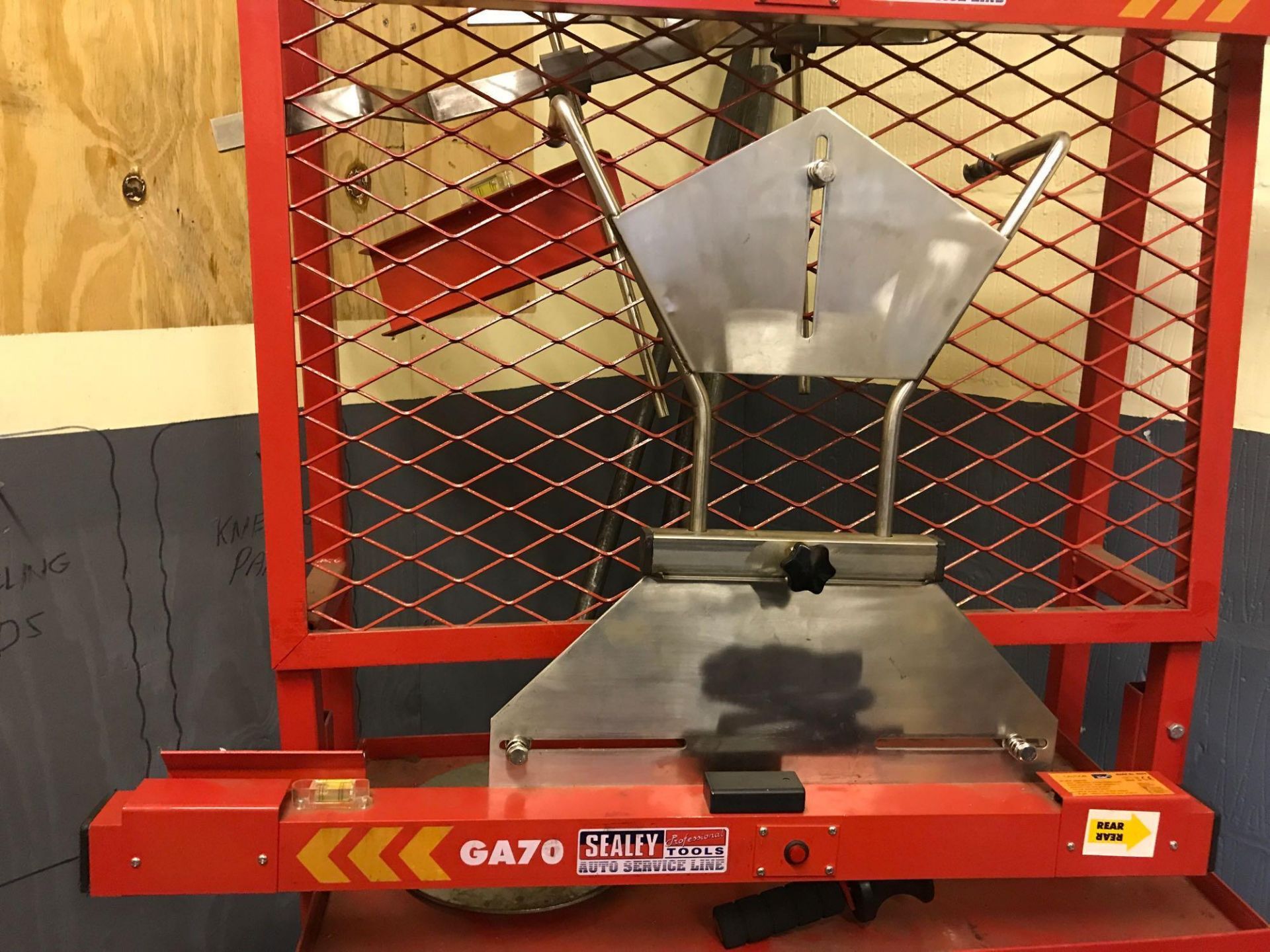 Sealey GA70 Vehicle four wheel laser aligner - Image 3 of 4