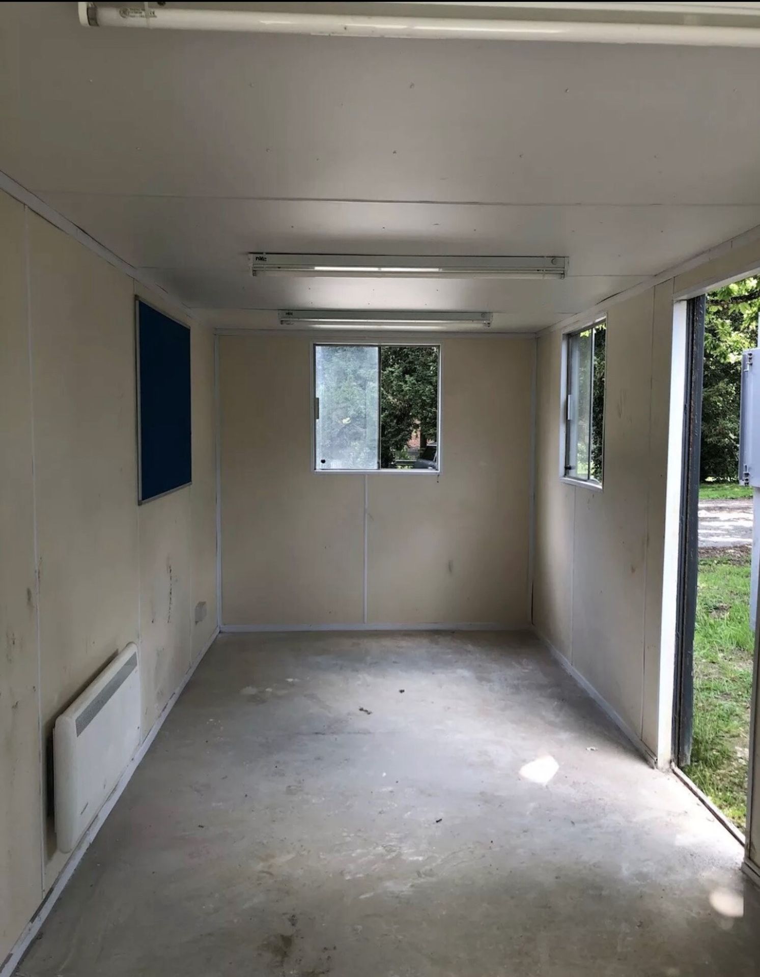 20ft x 8ft Anti Vandal Site Office - Image 4 of 5