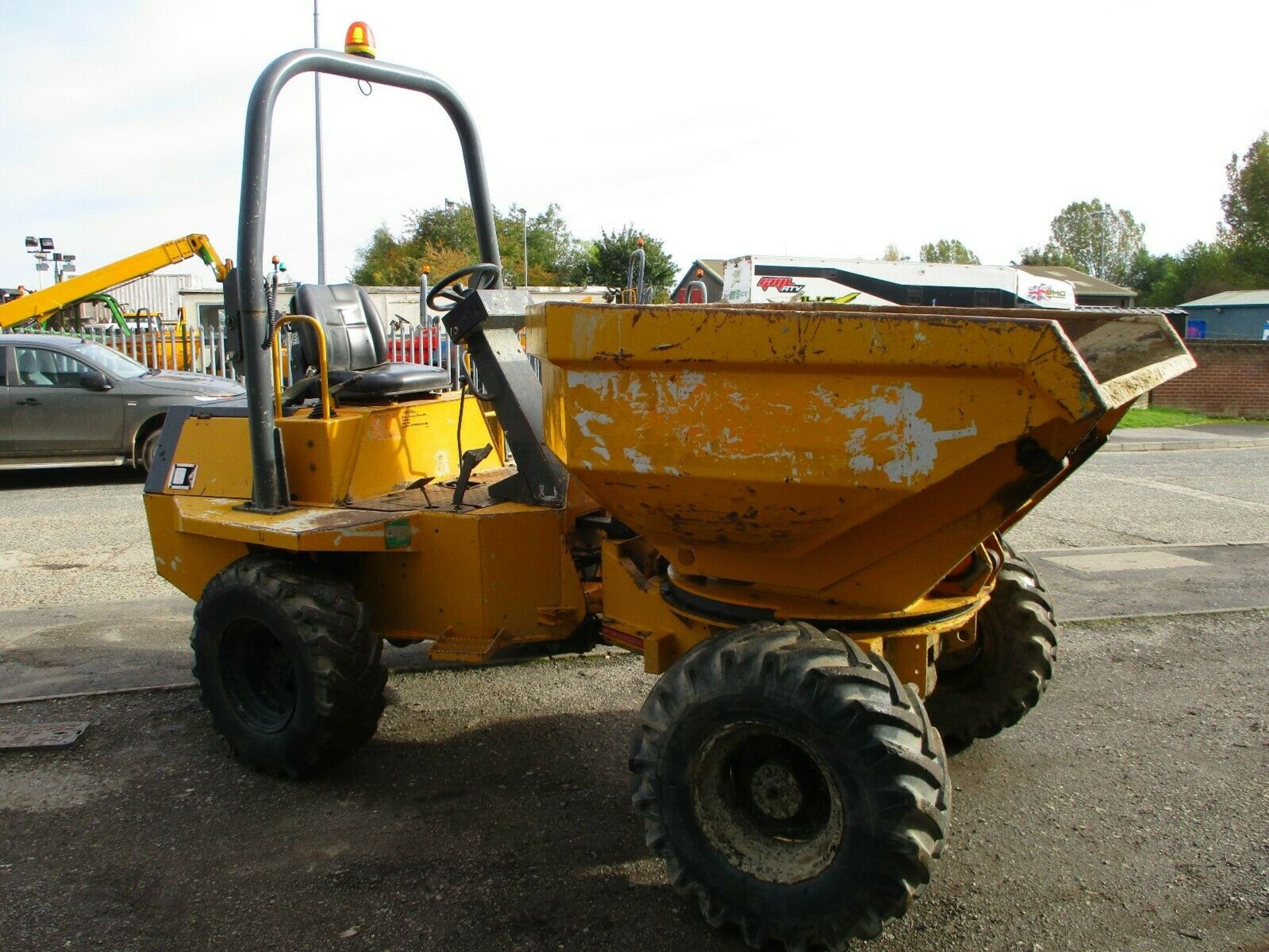 Terex 3 Ton Dumper Swivel Skip - Image 3 of 11