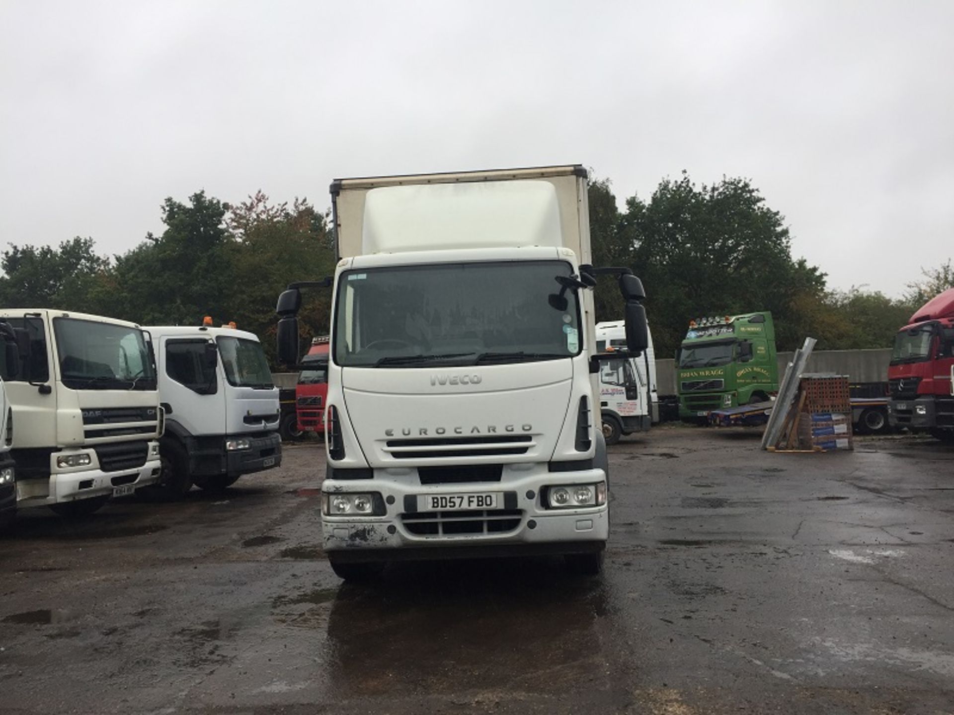 Iveco - Image 3 of 16