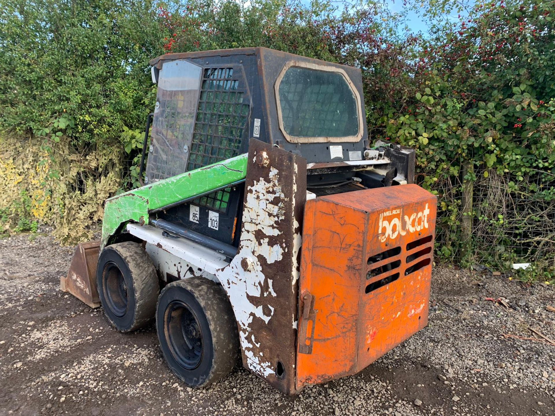 BOBCAT 553 skid steer loader - Image 6 of 8