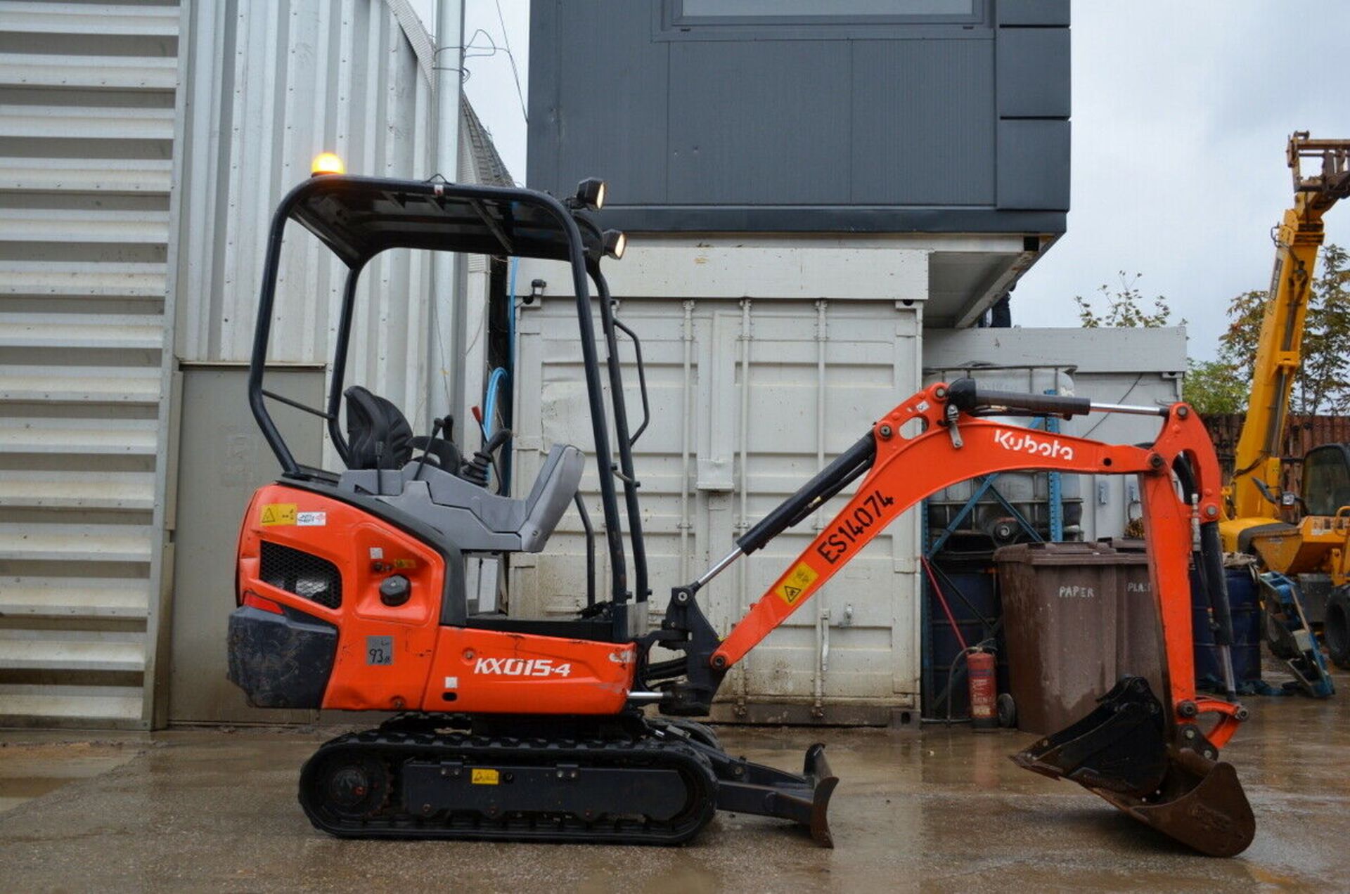 KUBOTA KX015-4 Mini Excavator - Image 2 of 12