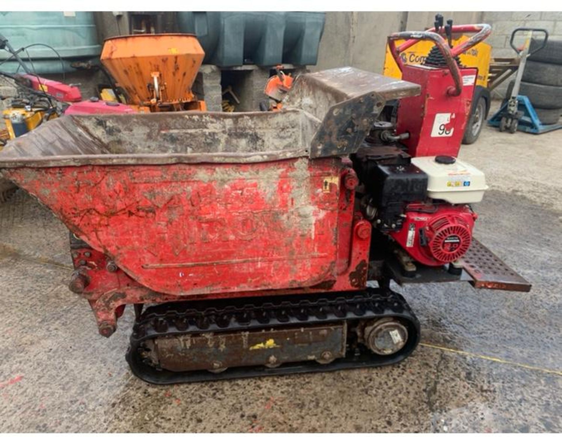 Hinowa petrol . Honda engine hi tip dumper