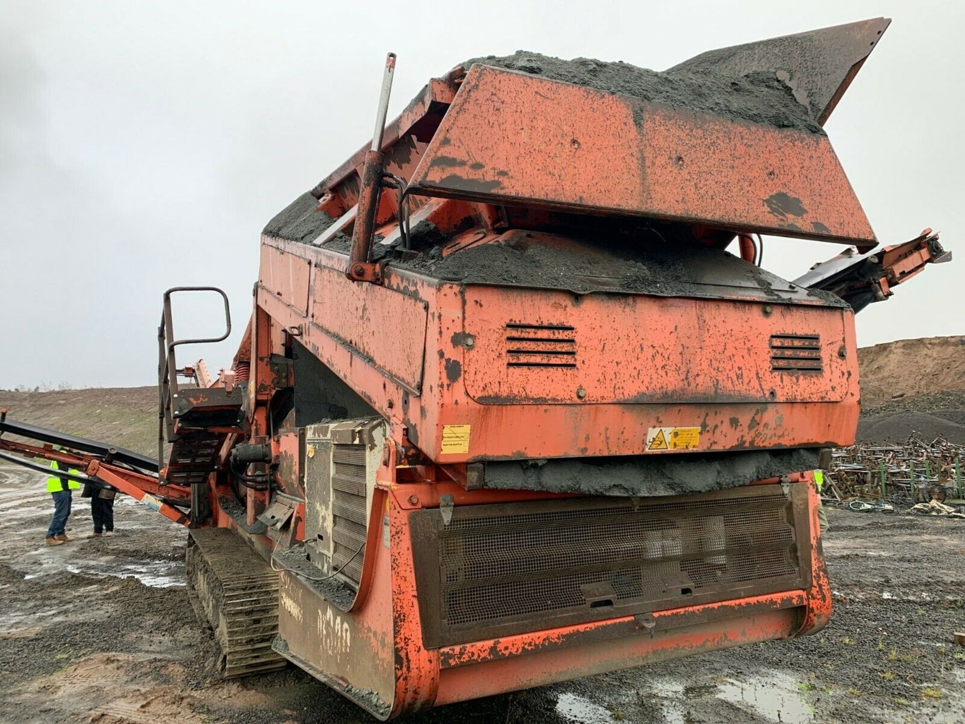 Sandvik QE340 Screen Aggregates Recycling - Image 8 of 10