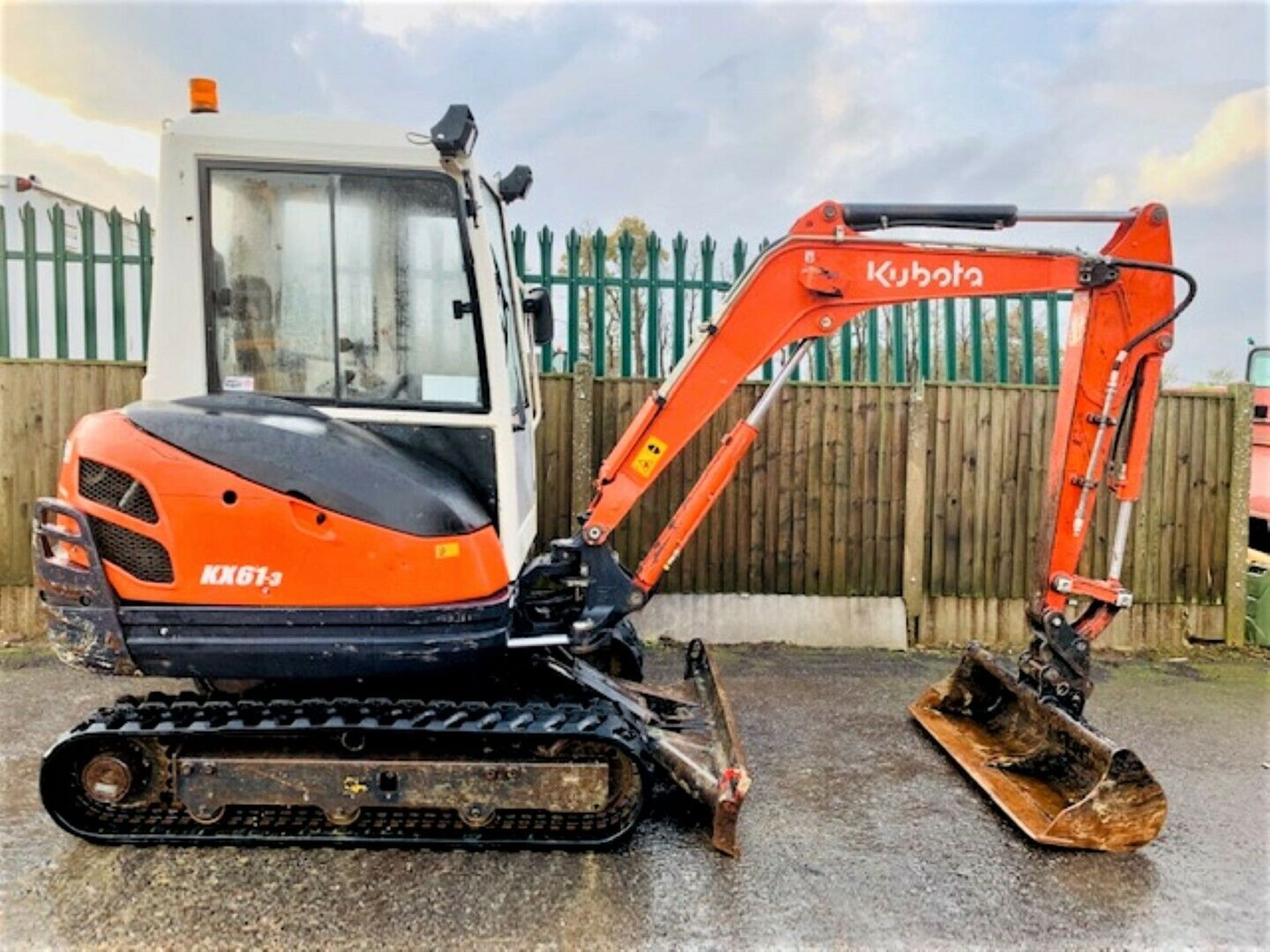 Kubota KX61-3 Excavator - Image 3 of 12