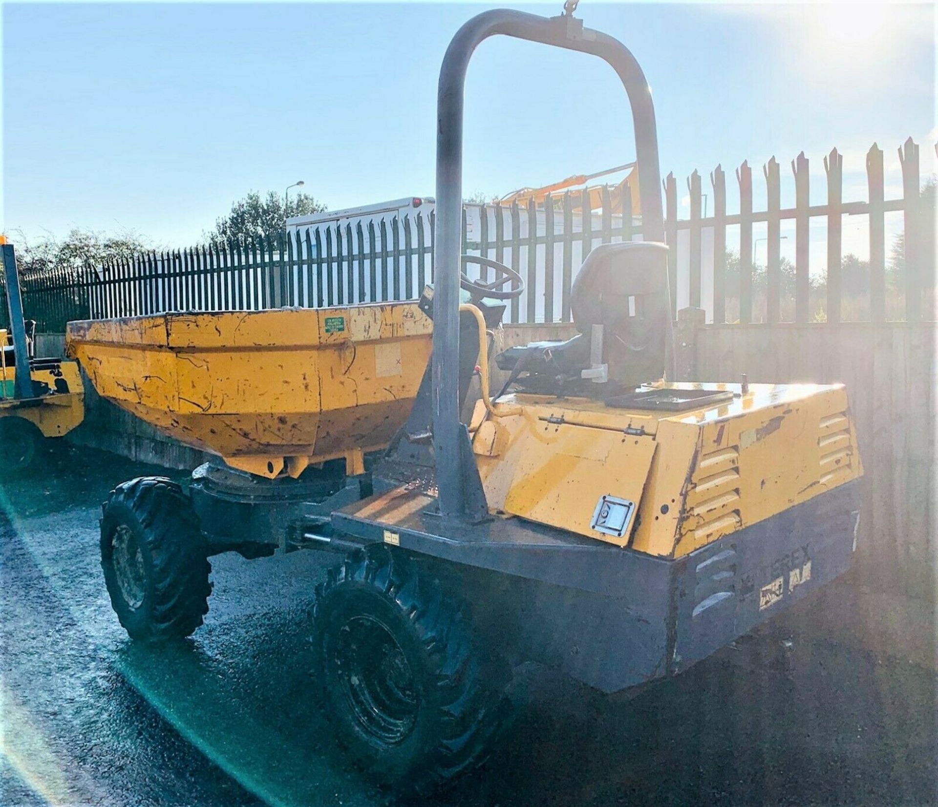 Terex PS 3000 3 Tonne Swivel Tip Dumper - Image 5 of 9