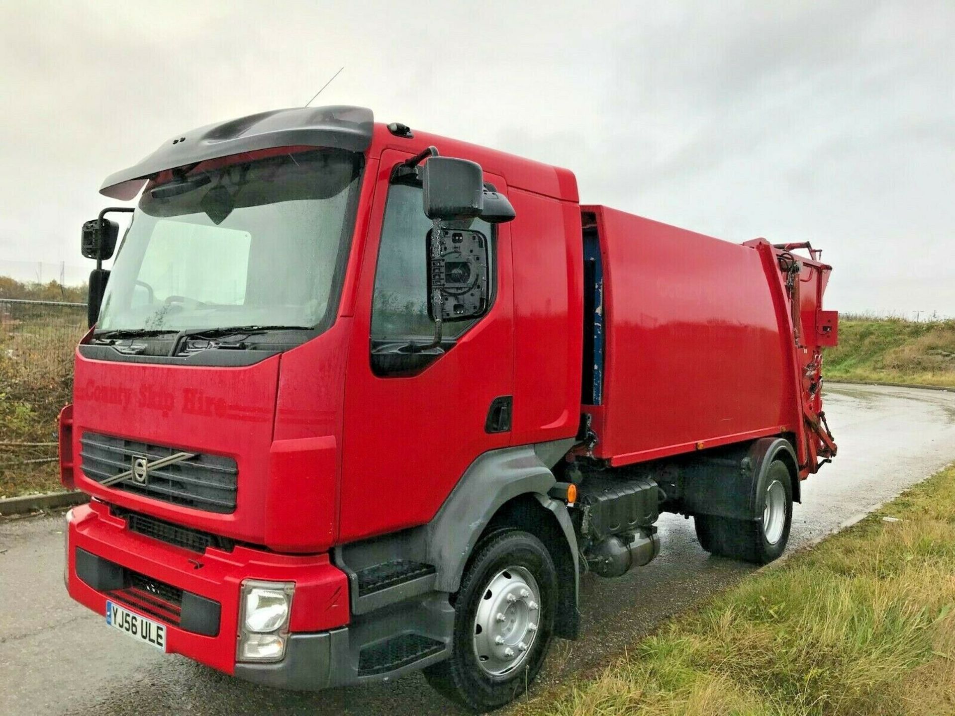 Volvo FL Bin Wagon 2007