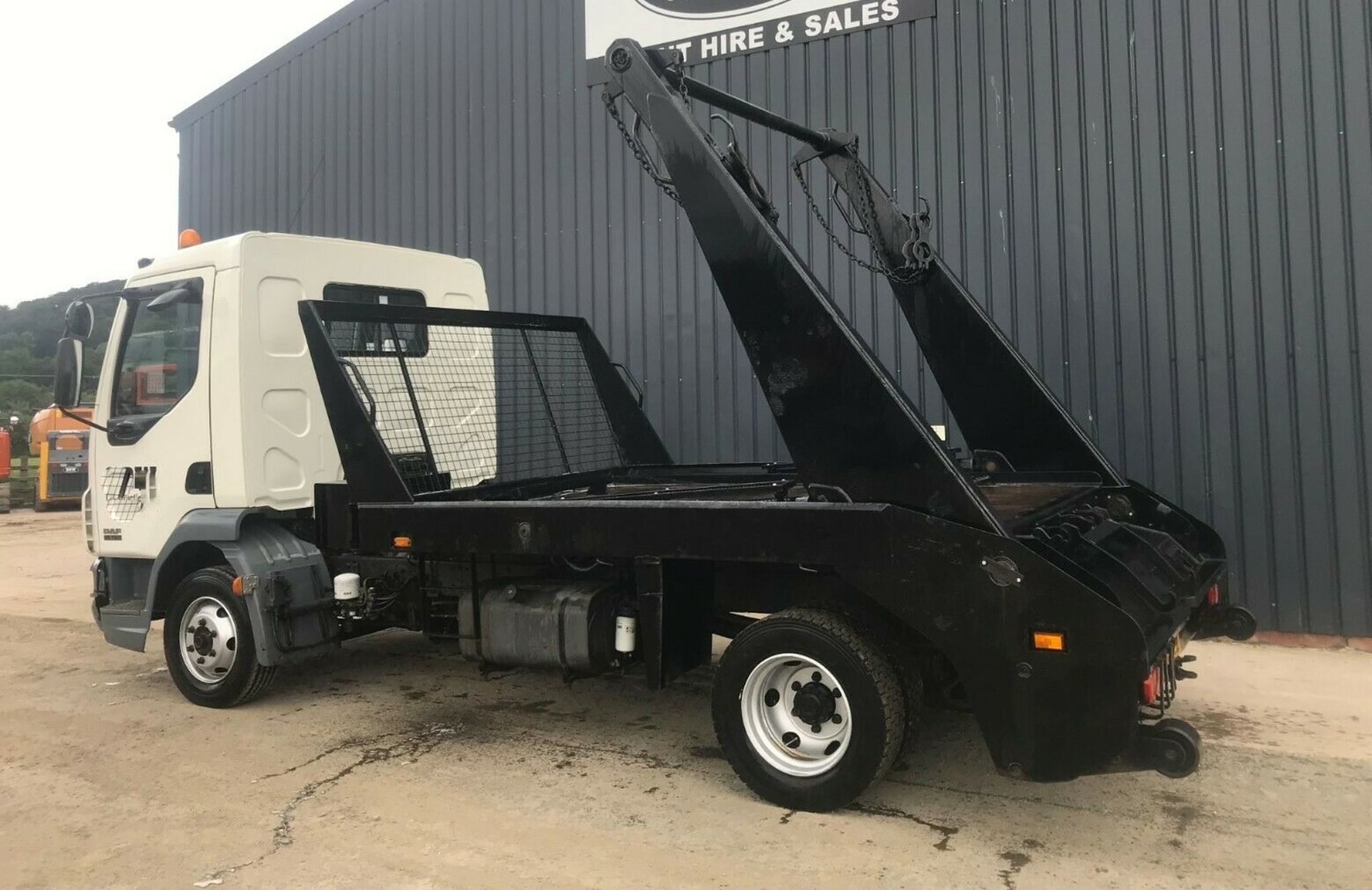 DAF 45.150 7.5 Ton Skip Lorry - Image 4 of 11