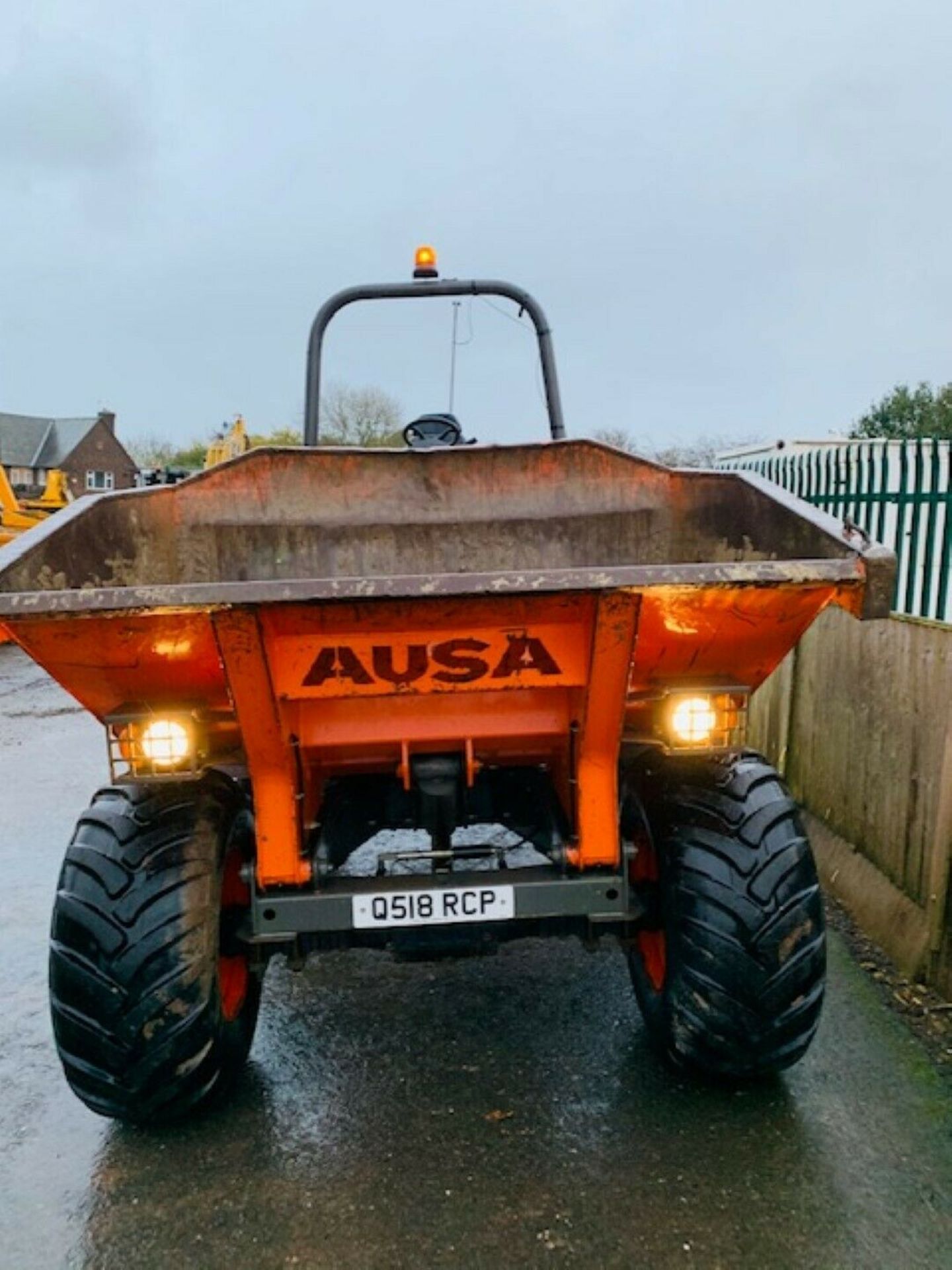 Ausa D1000 AP 10 Tonne Straight Tip Dumper - Image 6 of 12