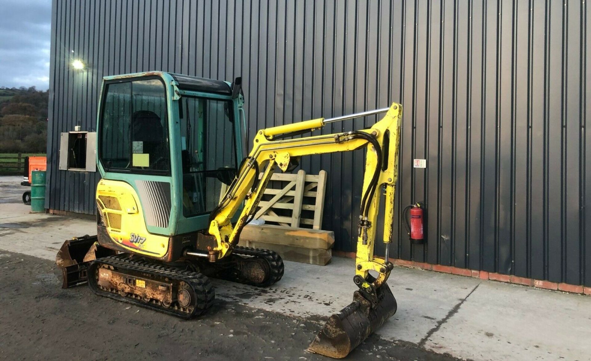 Yanmar SV17-EX Digger / Excavator - Image 2 of 11