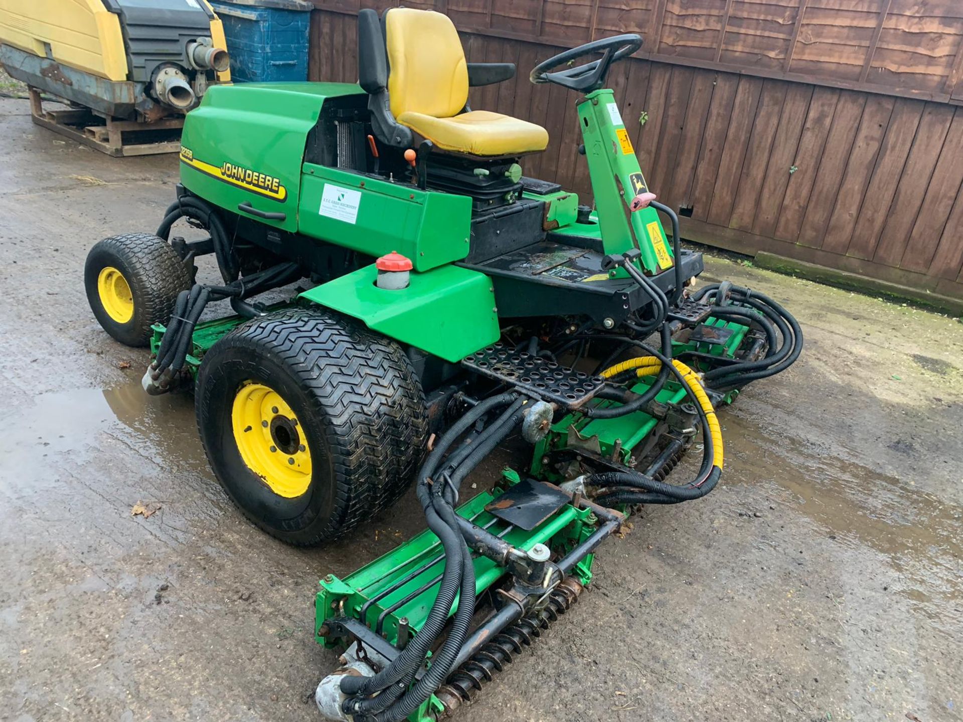 John Deere 3235B Cylinder Mower - Image 3 of 13