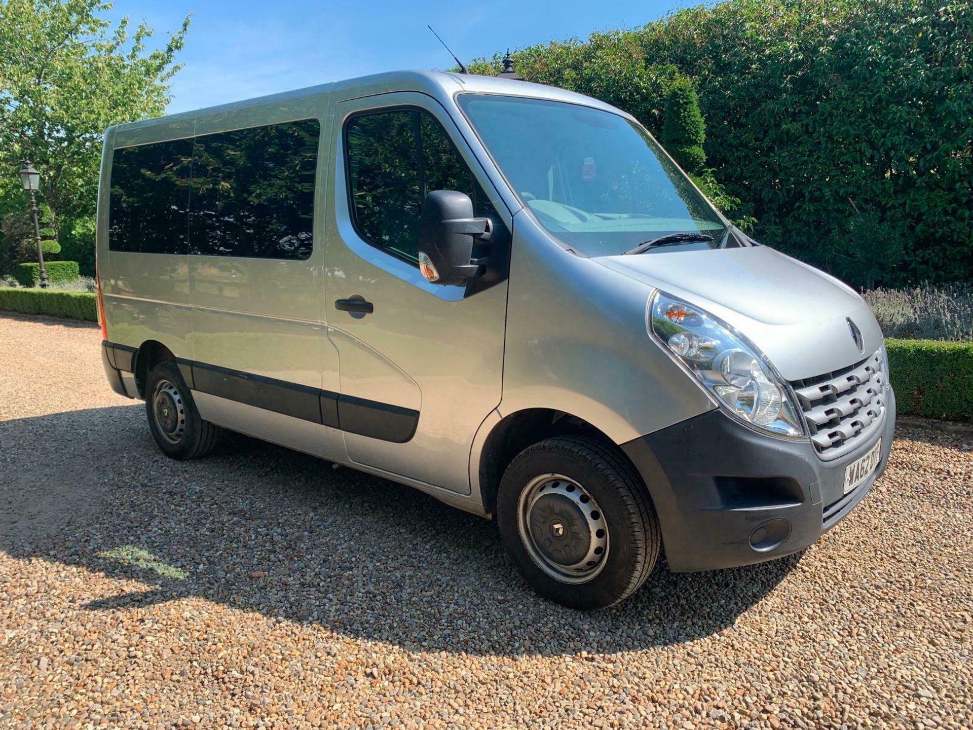 Renault Master 2.3TD ( Euro V ) SWB 6 Seats SL30dCi 100 - Image 2 of 12