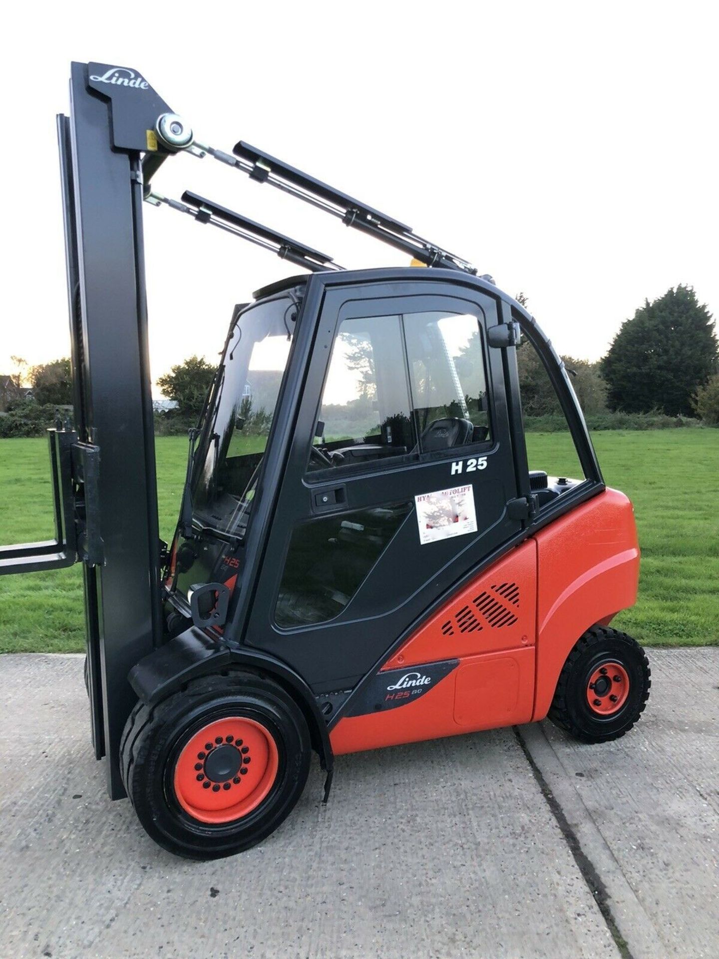 Linde H25d Diesel 2.5 Tonne@600 Load Centres - Image 10 of 11