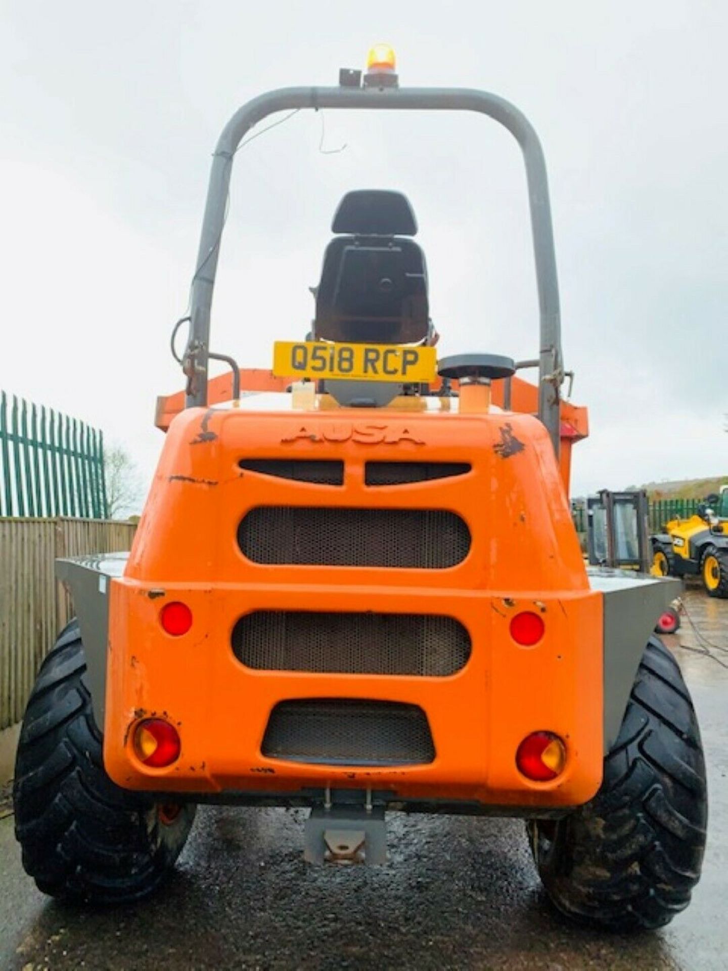 Ausa D1000 AP 10 Tonne Straight Tip Dumper - Image 7 of 12